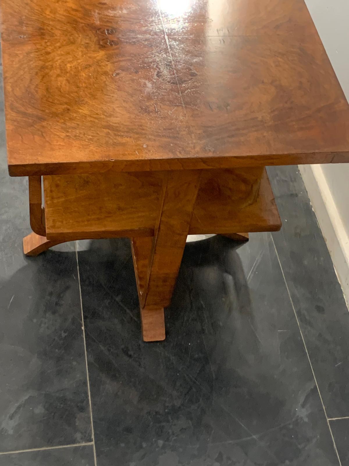 Art Deco Rationalist Walnut and Briar Coffee Table, 1930s For Sale 3