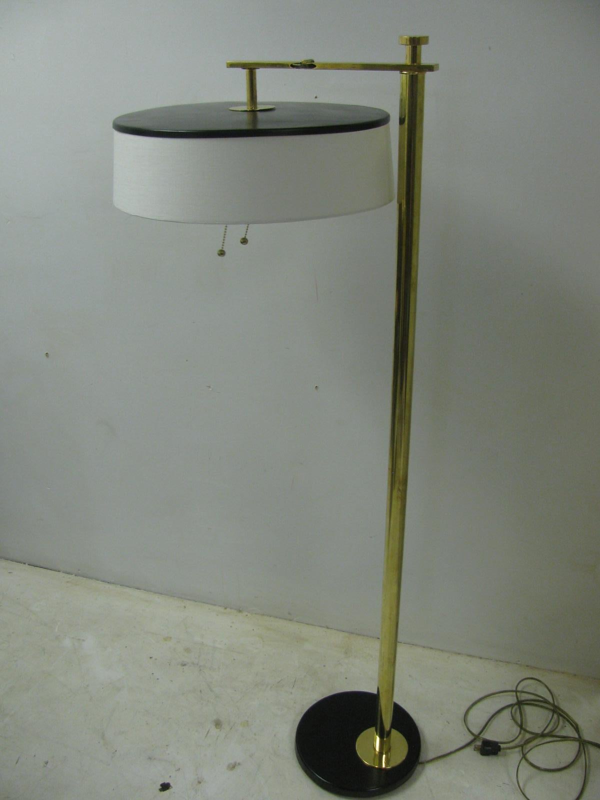 Lampe de lecture ou torchère moderne Art Déco du milieu du siècle dernier par Kurt Versen en vente 4