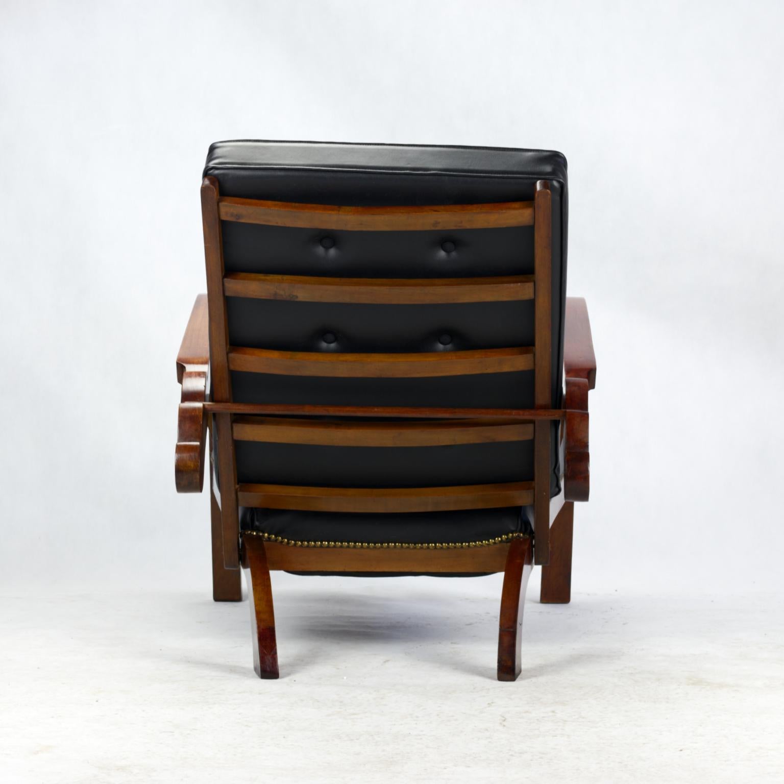 1930s recliner chair