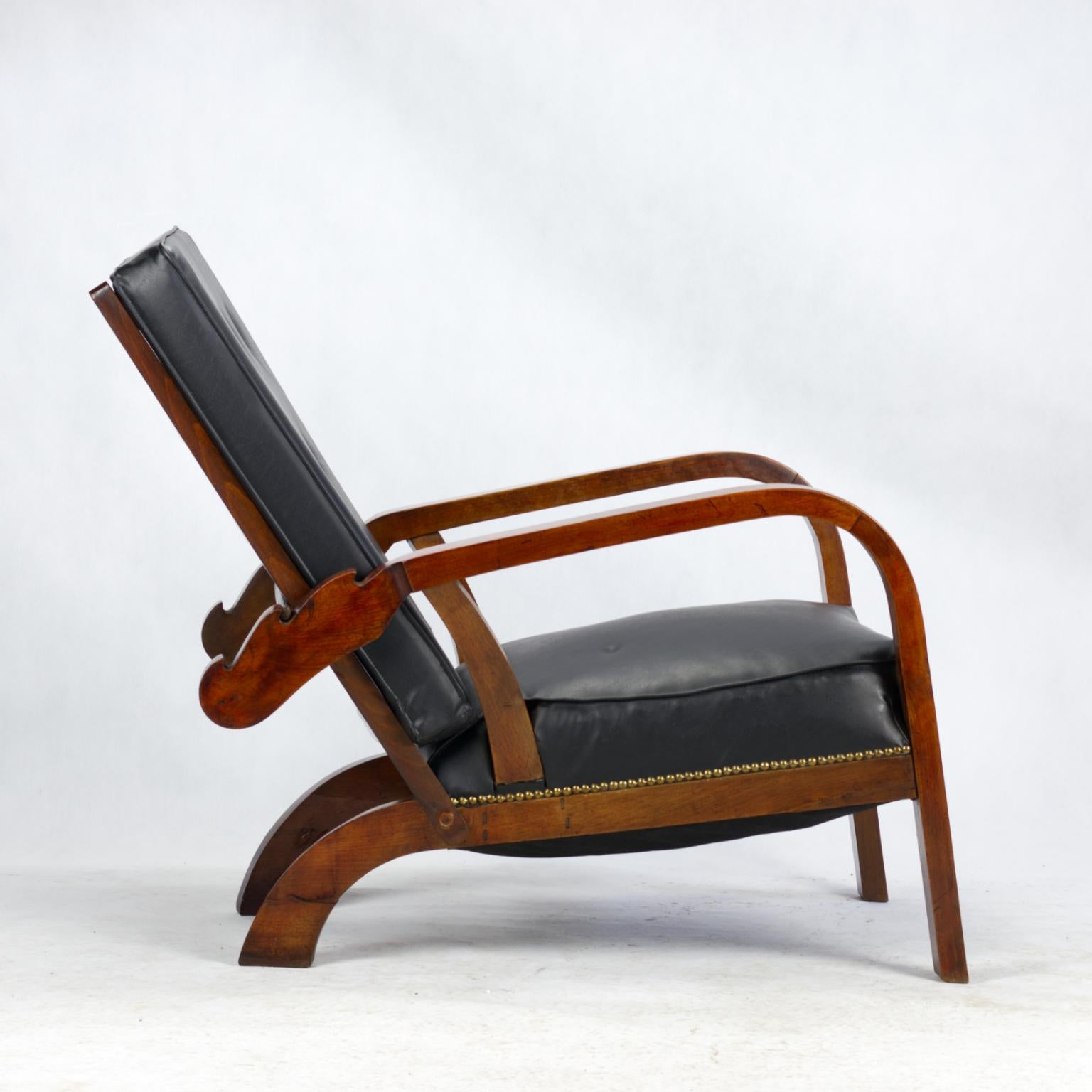 Mid-20th Century Art Deco Recliner Lounge Chair Czechoslovakia, 1930’s For Sale