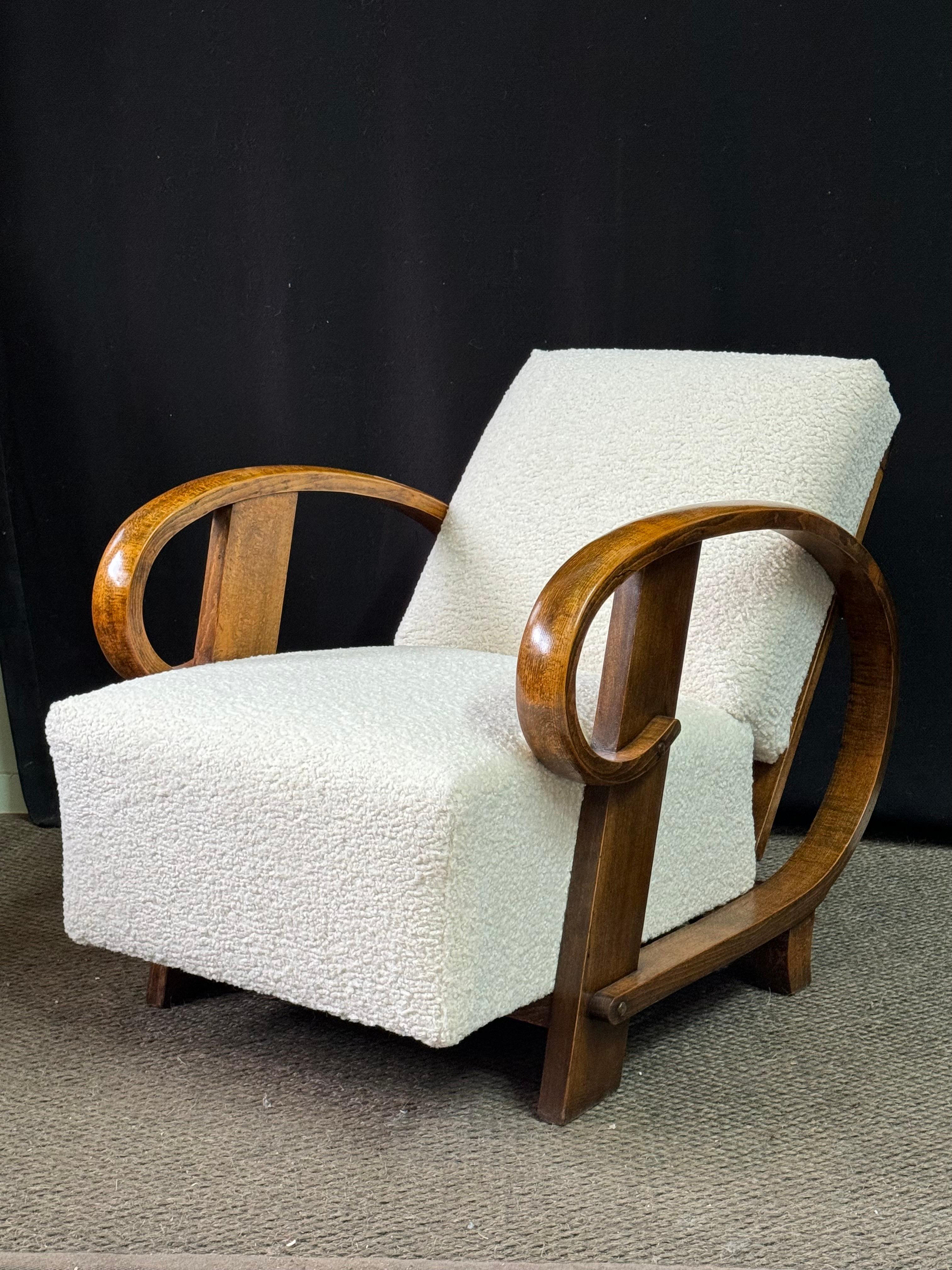 Sillón reclinable Art Decó de madera curvada de Thonet, circa años 20 siglo XX en venta