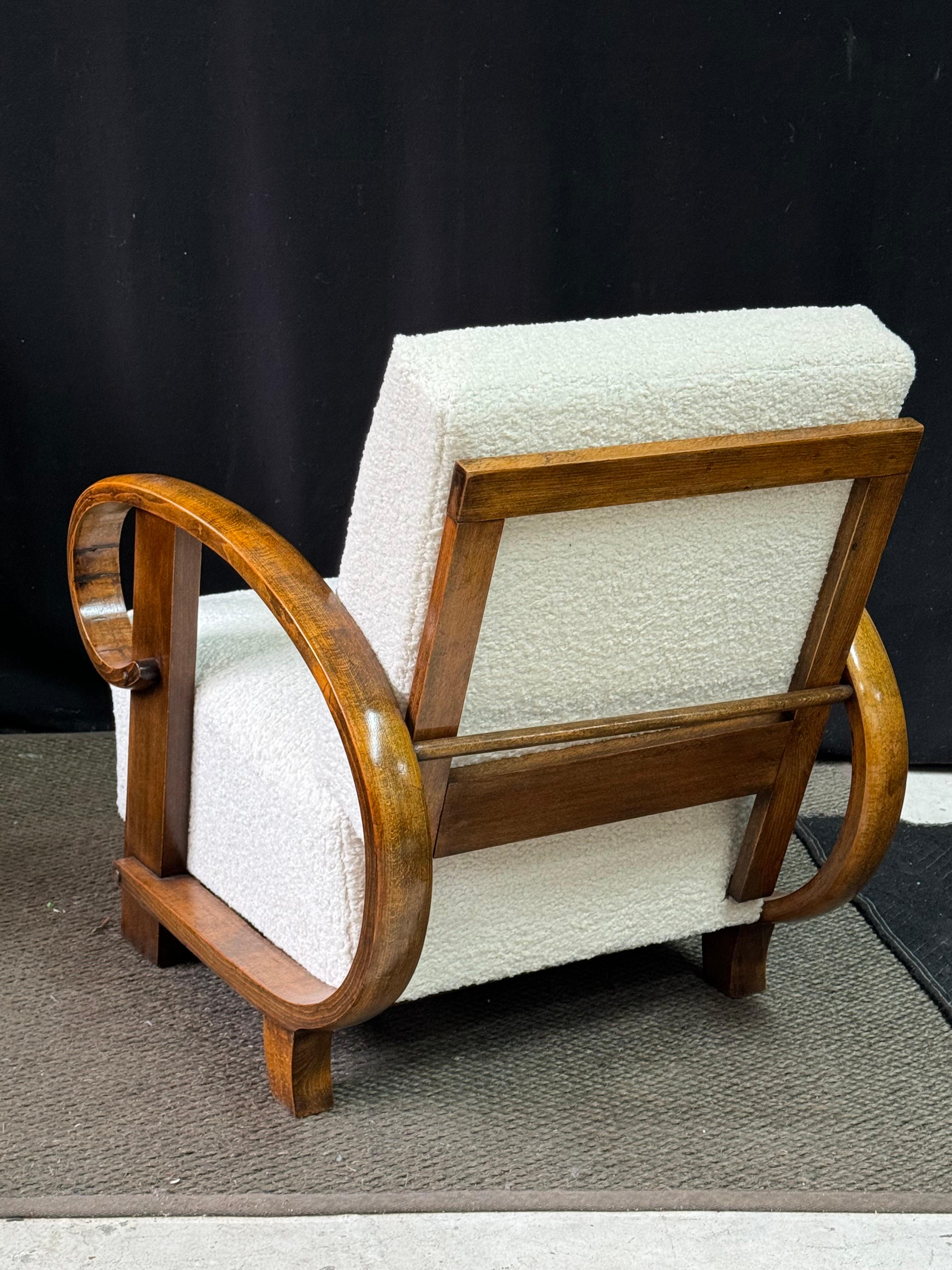 Sillón reclinable Art Decó de madera curvada de Thonet, circa años 20 en venta 2