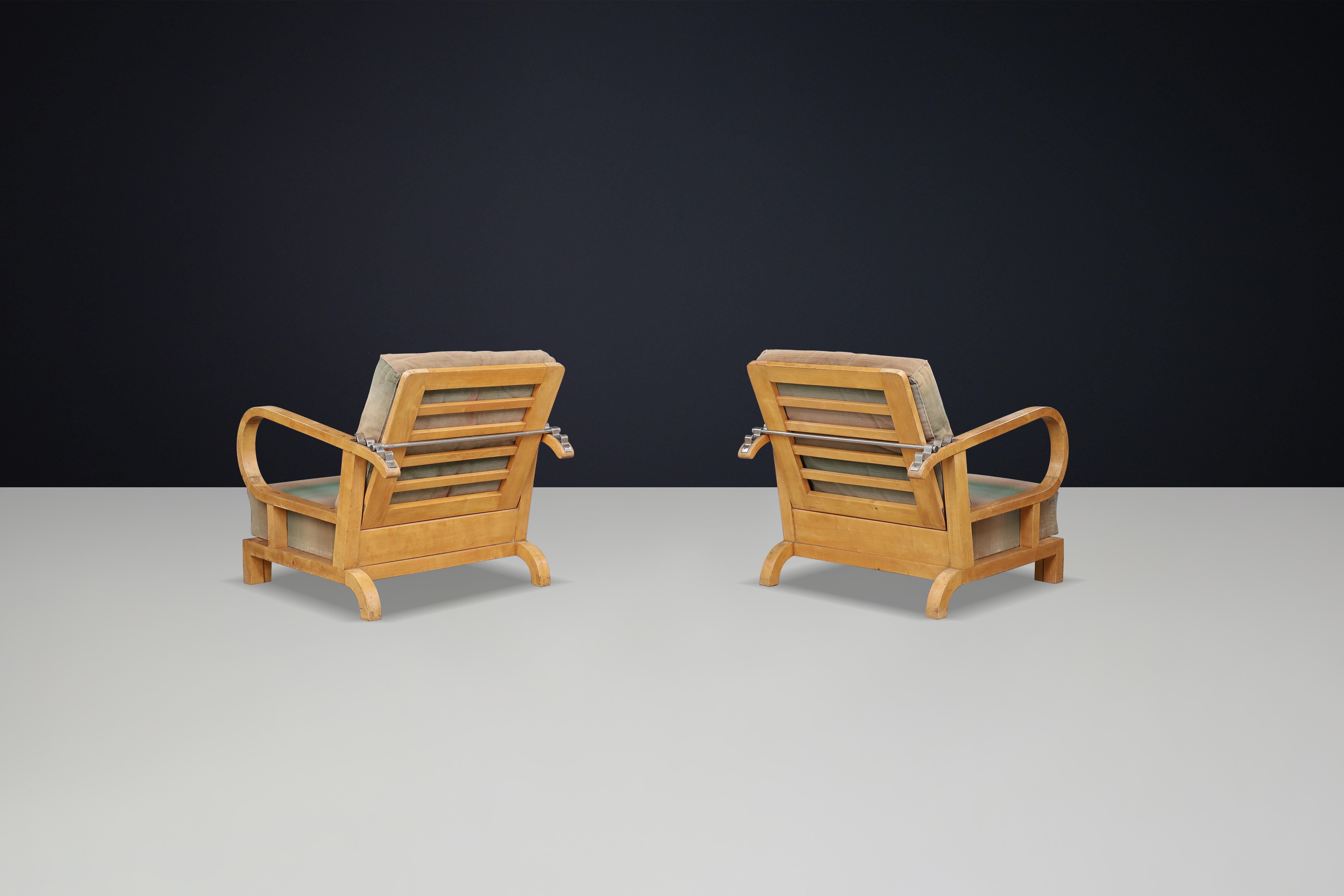 Art Deco reclining lounge chairs in Birch wood and original upholstery, CZ 1930s For Sale 1