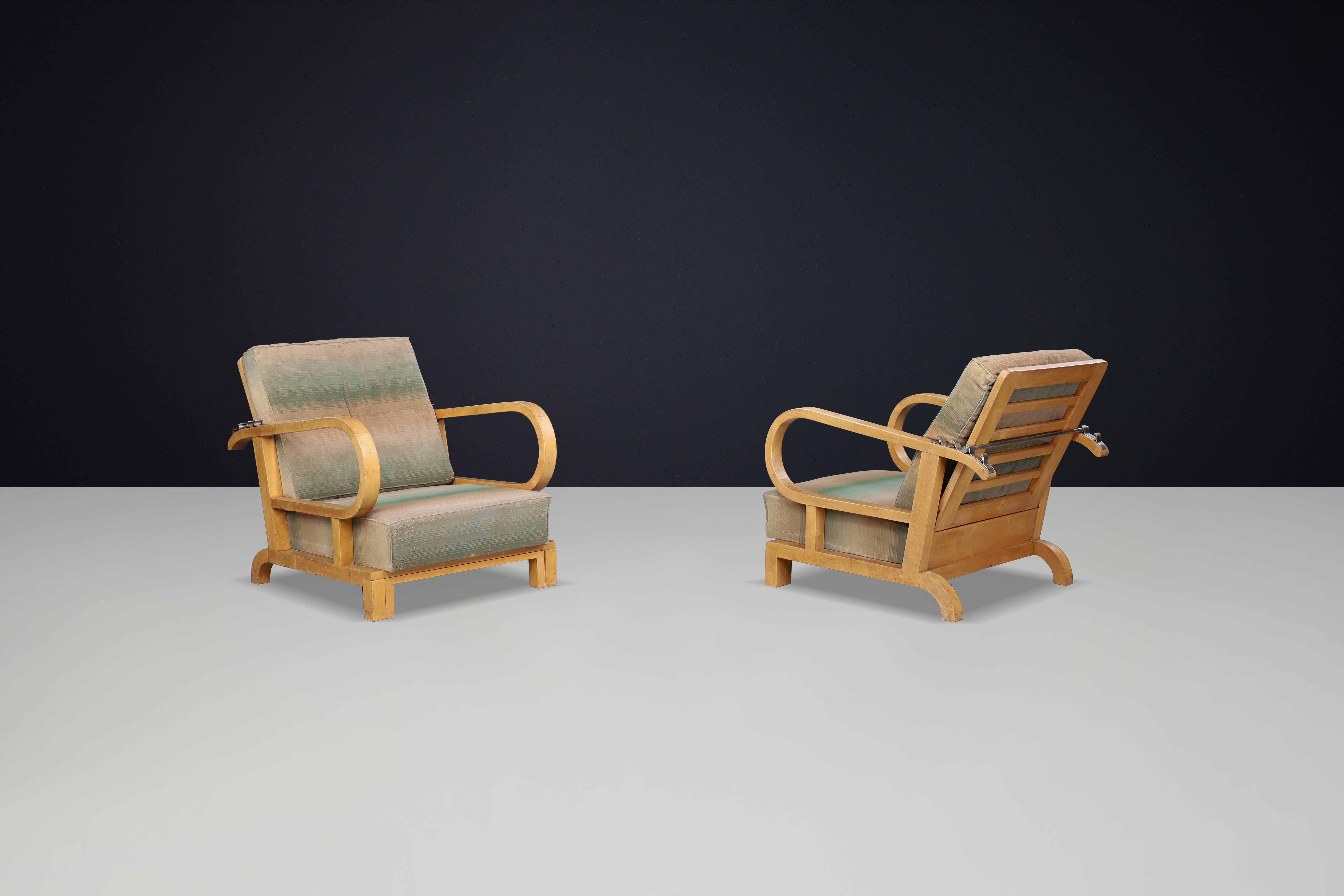Art Deco reclining lounge chairs in Birch wood and original upholstery, CZ 1930s For Sale 4
