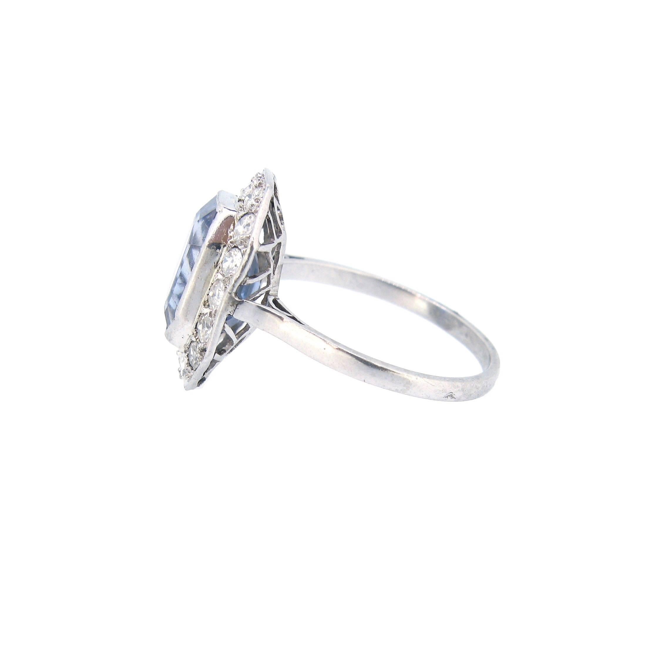 Art Deco Rectangular Ceylon Sapphire Diamond Round Cluster Platinum Ring 2