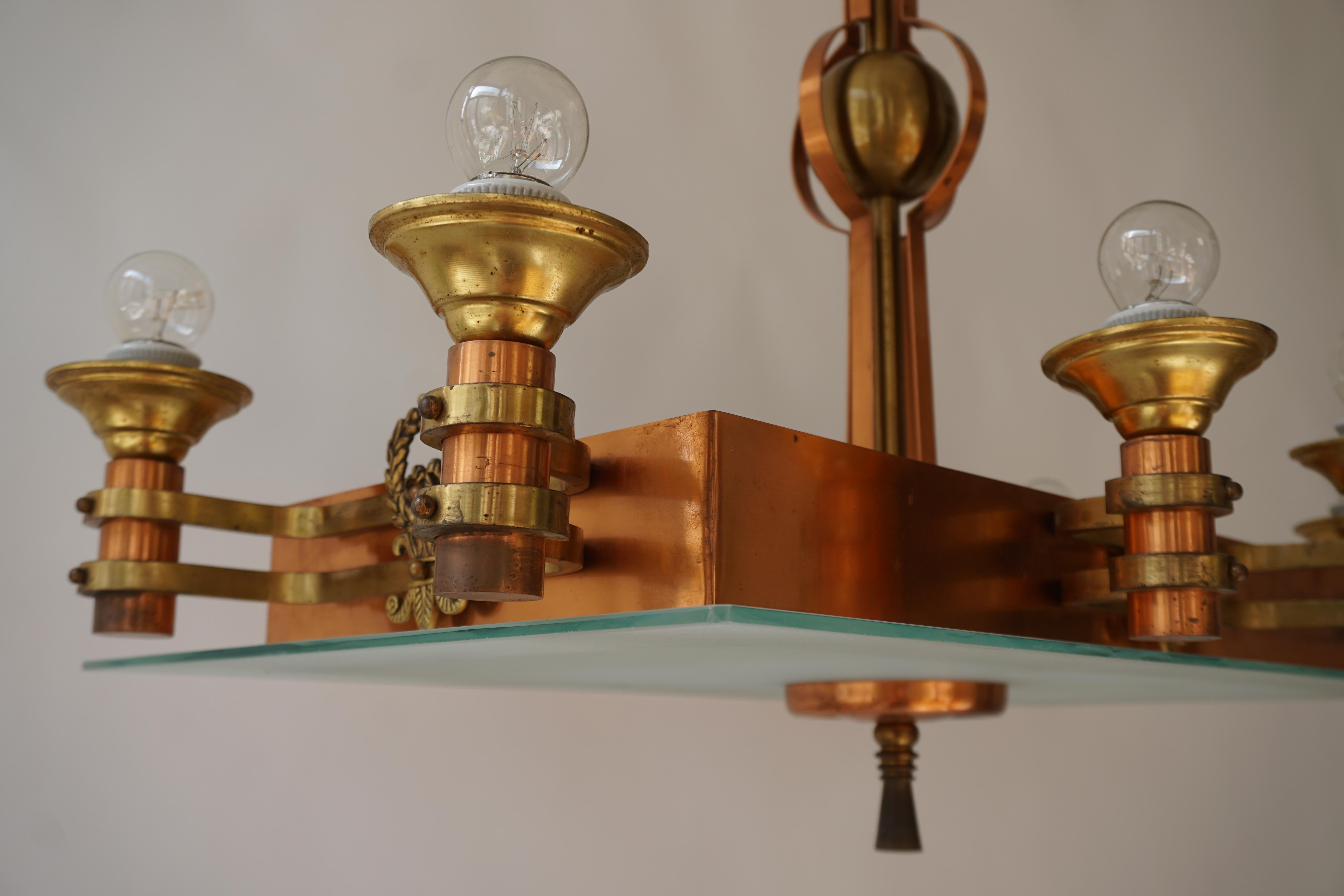 Art Deco Rectangular Chandelier in Glass and Brass For Sale 12