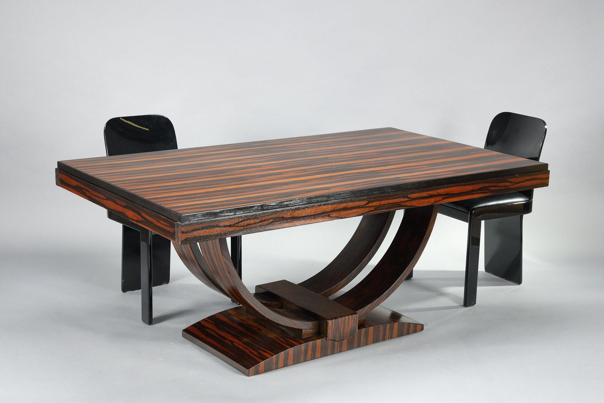 Art Déco rectangular dining table in Macassard Ebony Veneer  For Sale 2