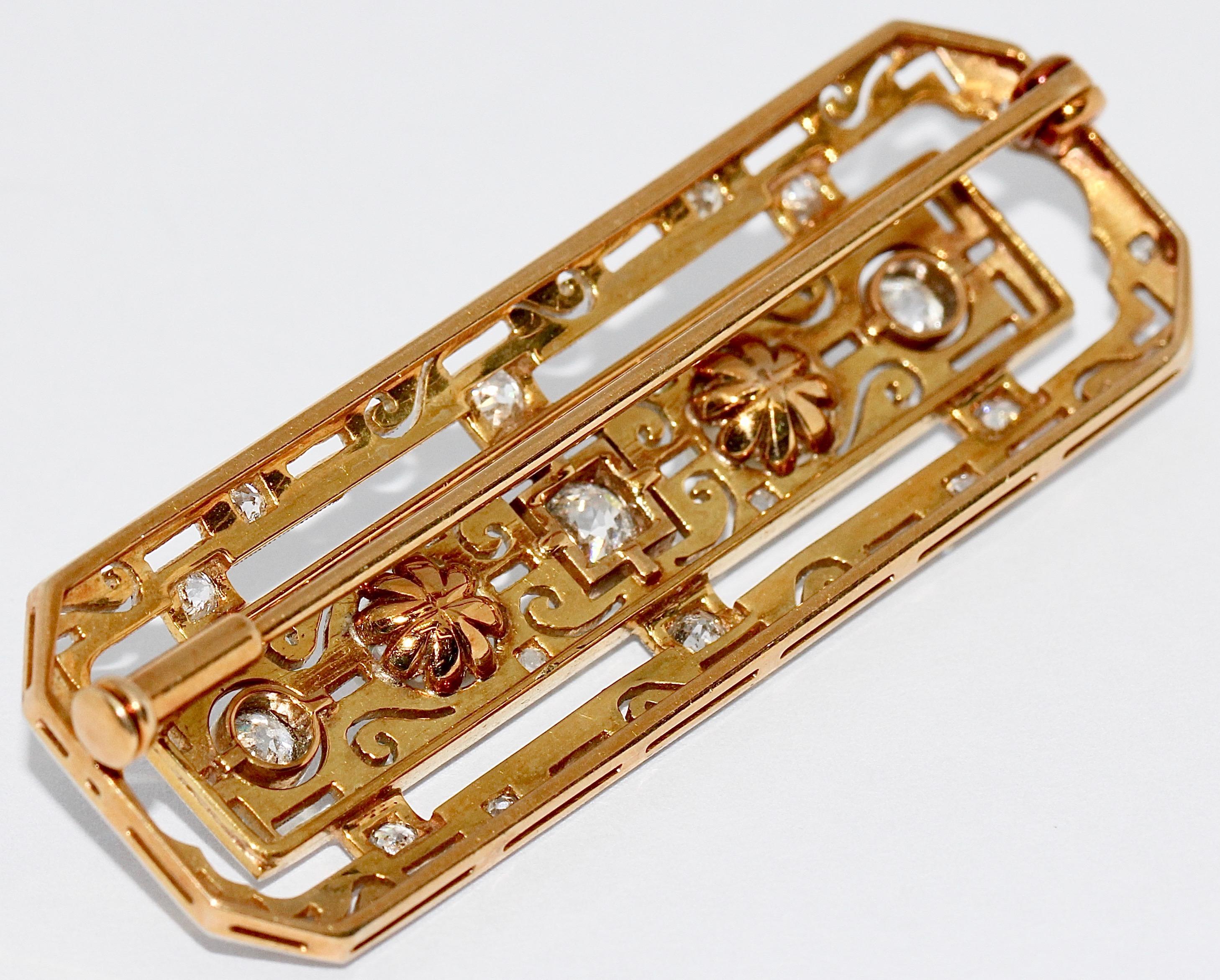 Rechteckige Art-Déco-Brosche aus Gold mit Diamanten und Naturperlen Damen im Angebot