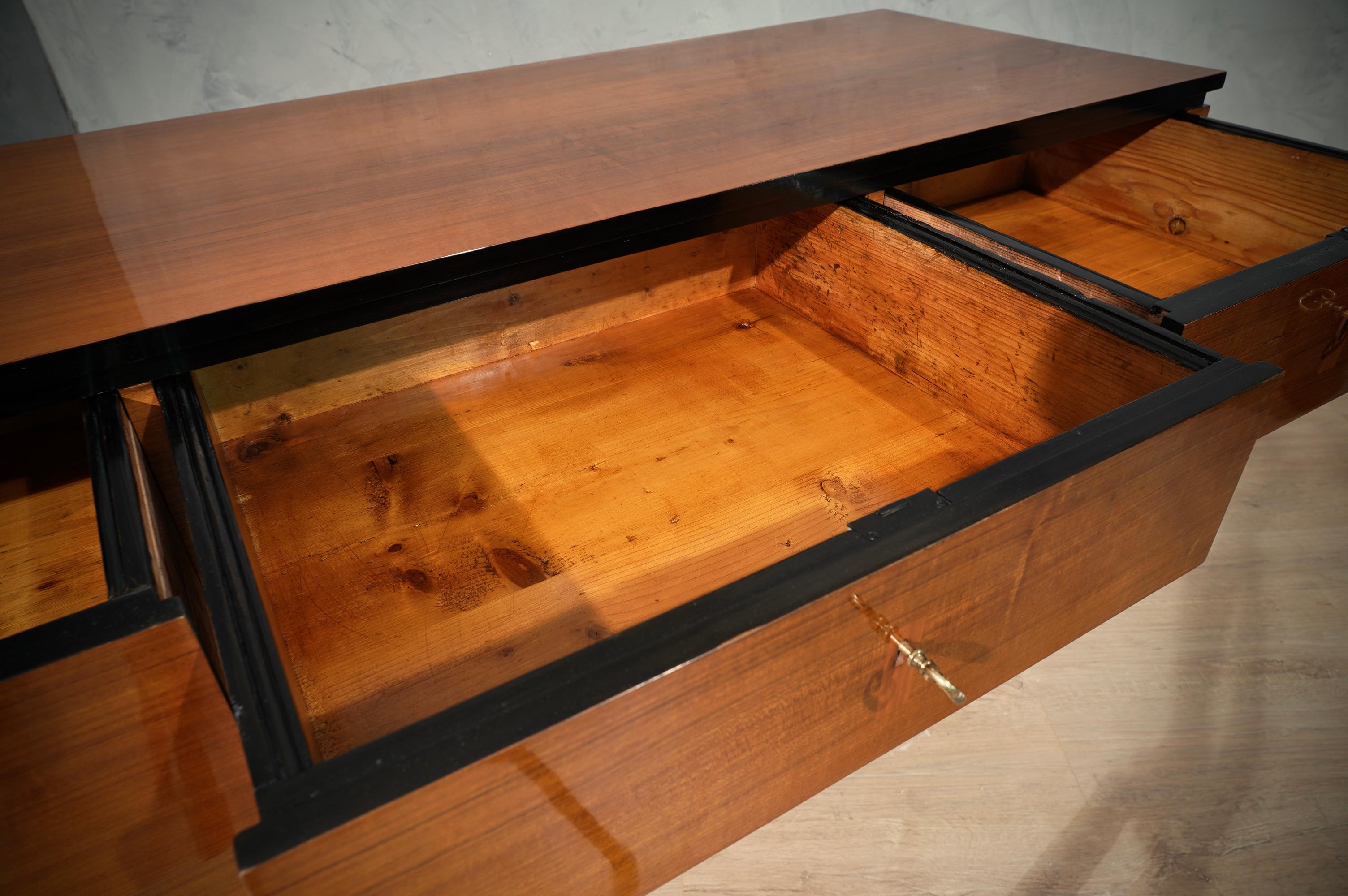 Art Deco Rectangular Walnut Wood Italian Sideboards, 1920 3