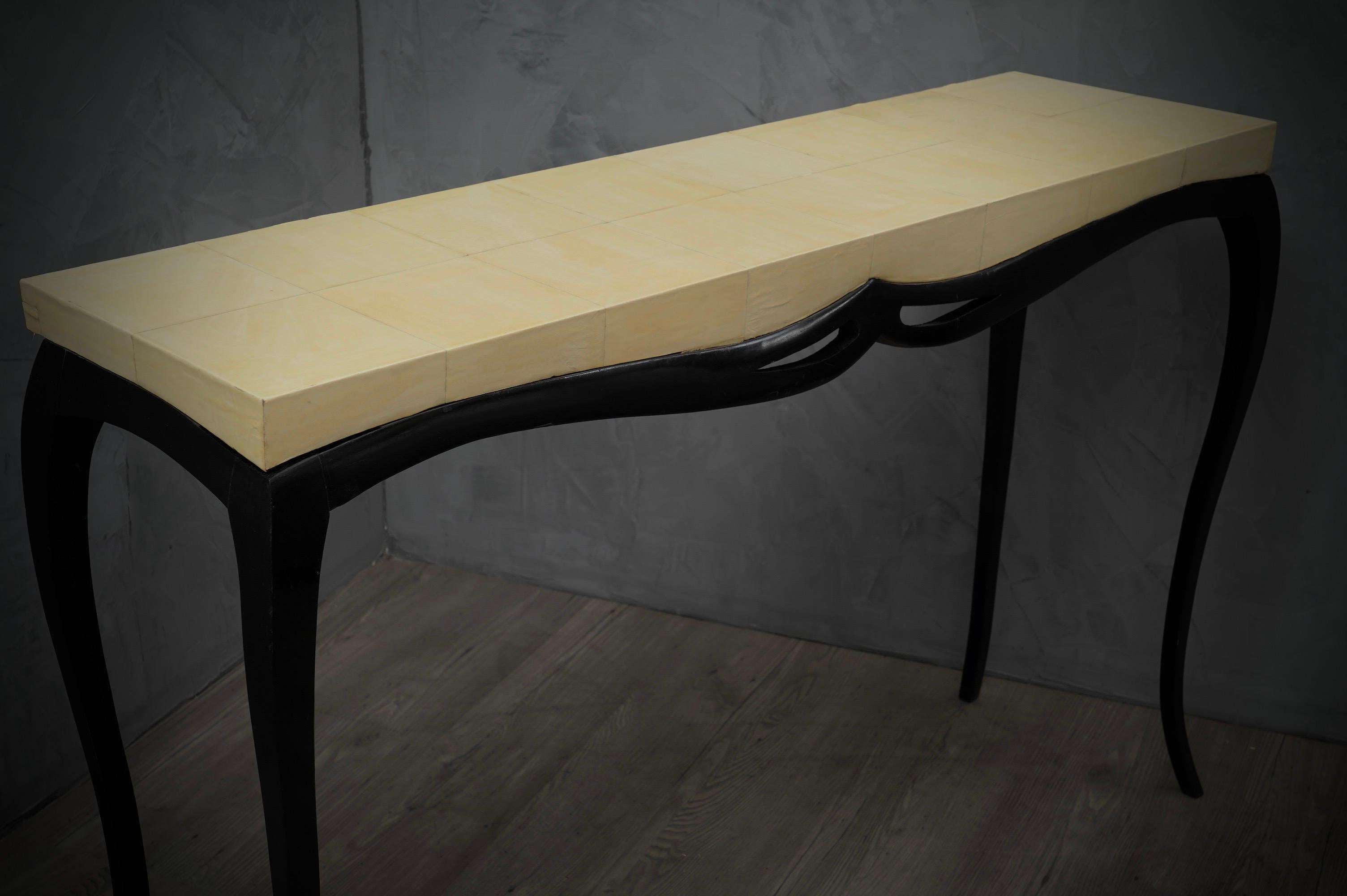 Rechteckige französische Konsolentische aus Holz und Ziegenleder im Art déco-Stil, 1920 im Zustand „Gut“ im Angebot in Rome, IT
