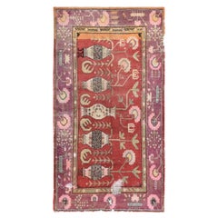 Art Deco Red and Pink Floral and Vase Motifs Wool Rug 4'11''x8'11''