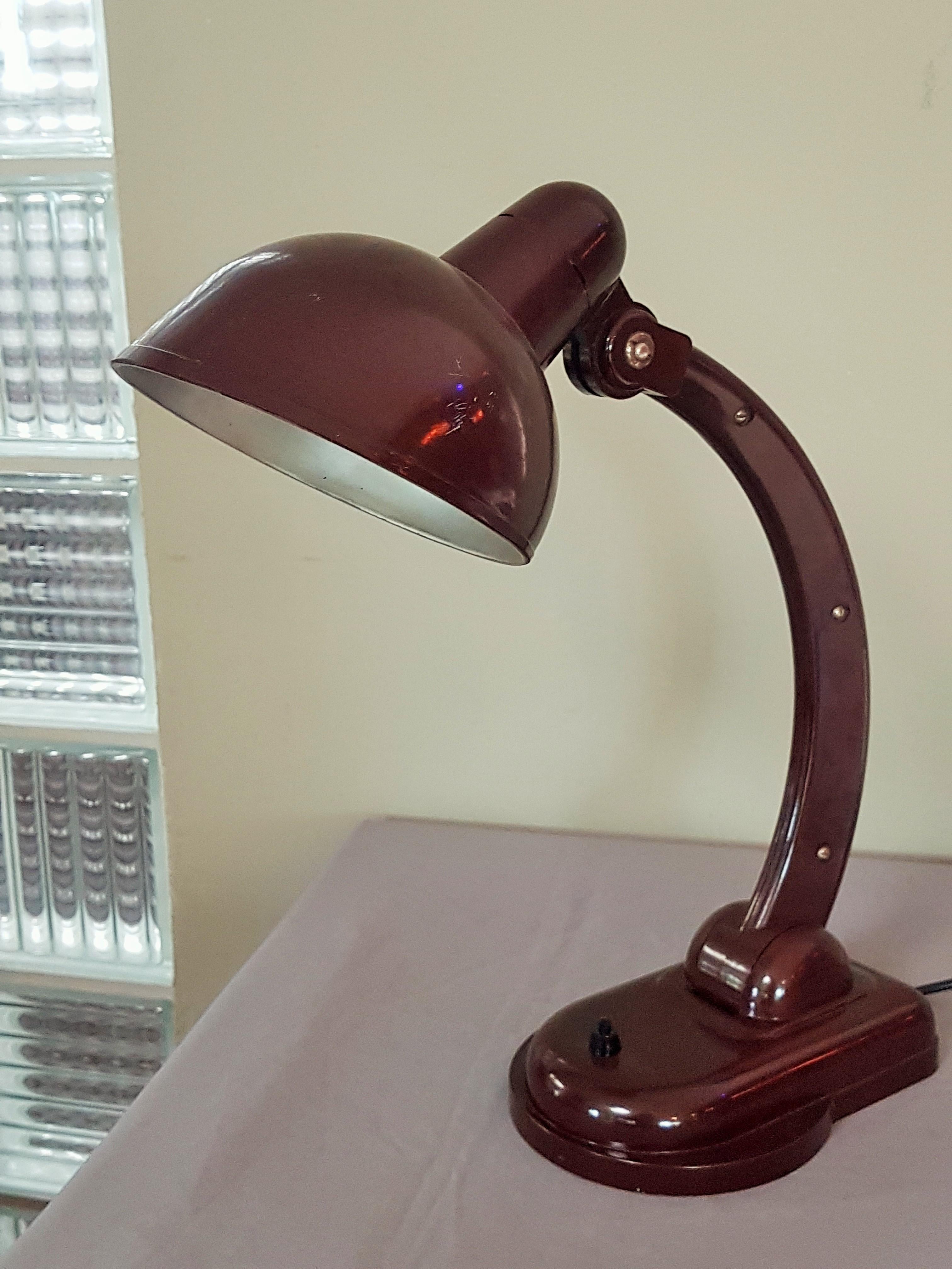 Art Deco Red Bakelite Table Lamp Sigma by Christian Dell, 1930s For Sale 10