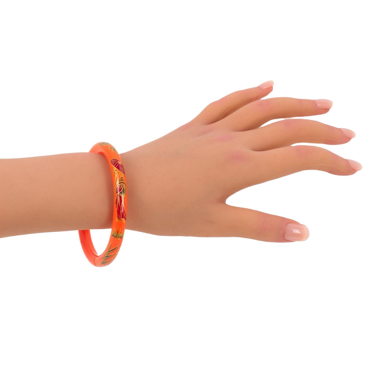 Art Deco Red Celluloid Bracelet Bangle with Asian-Inspired Design For Sale 3