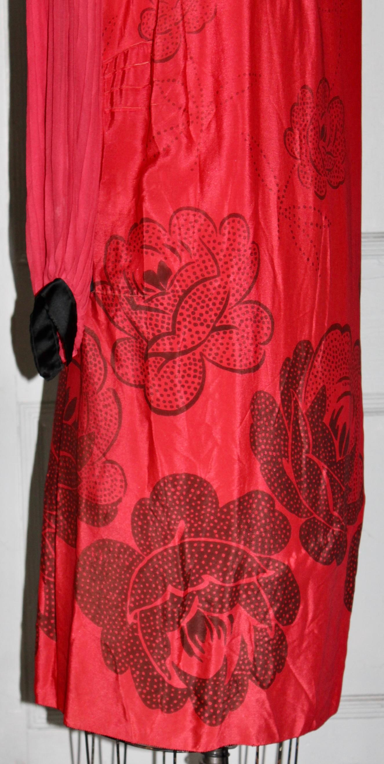 Rotes Chiffon-Kleid „Flapper“ im Art déco-Stil, manner Dufy & Poiret im Angebot 3
