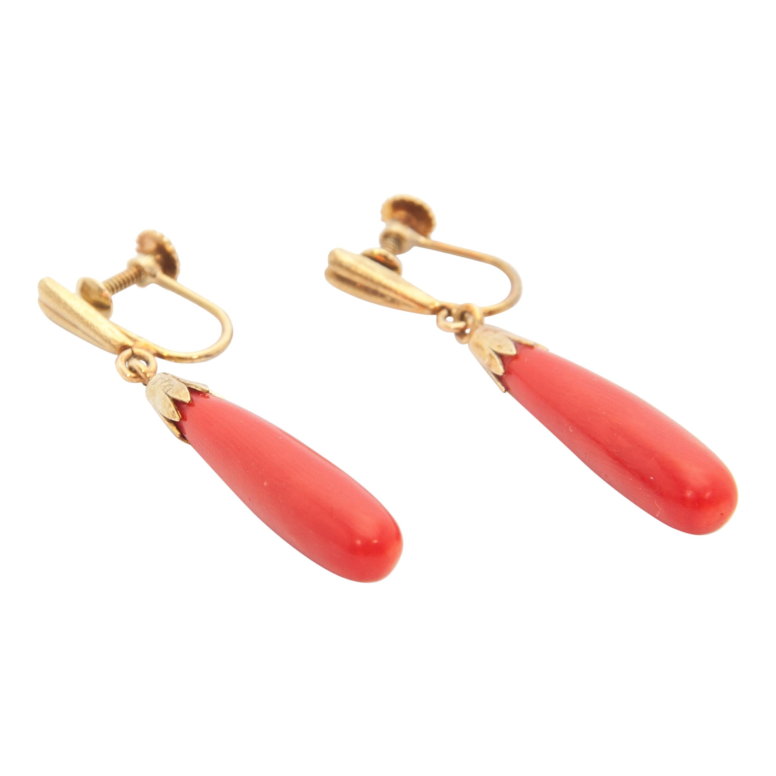 Vintage Natural Red Coral 14 Karat Gold Dangle Earrings For Sale