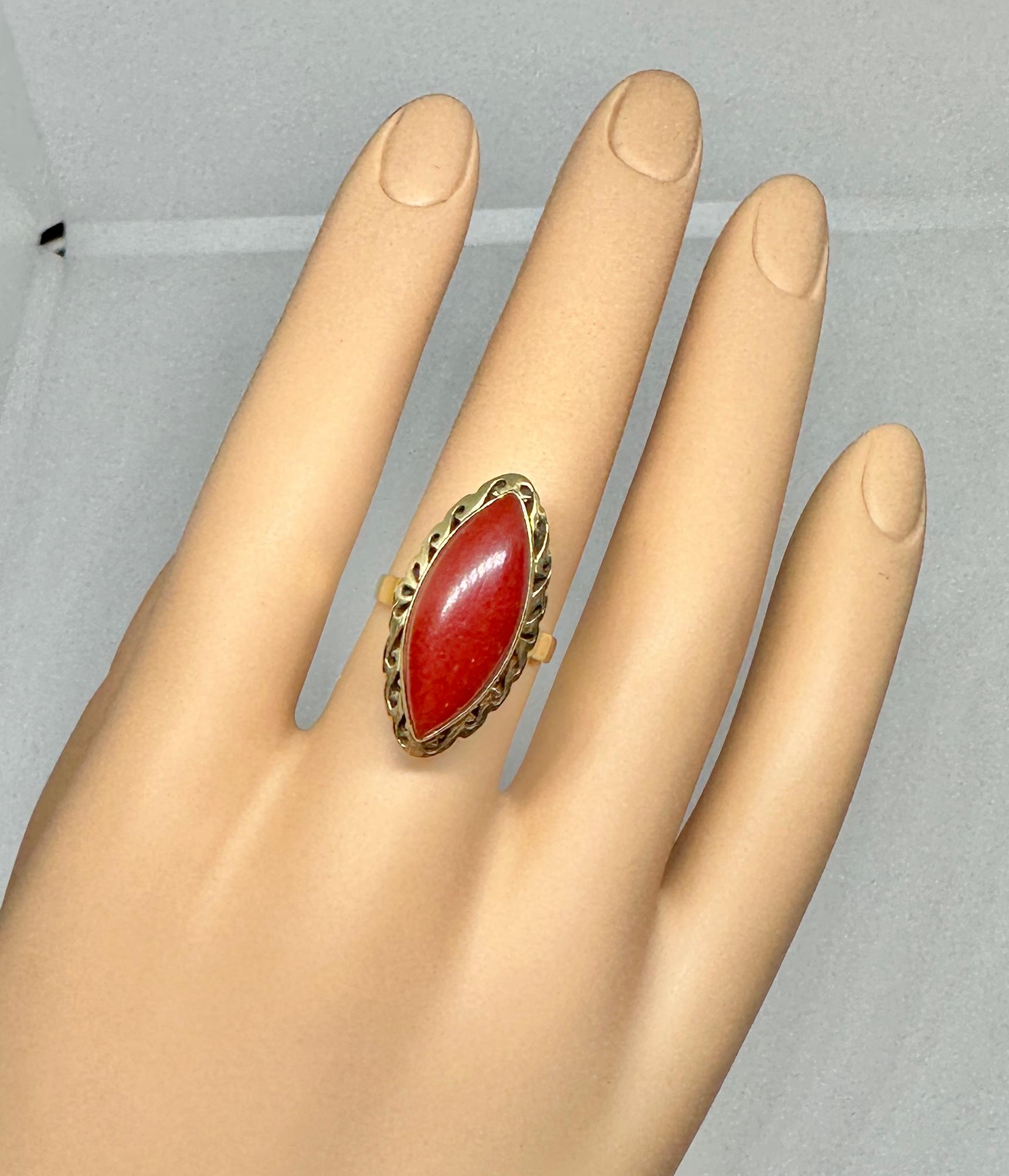 Art Deco Red Coral Ring 14 Karat Gold Navette Marquise Red Coral Cabochon In Excellent Condition For Sale In New York, NY
