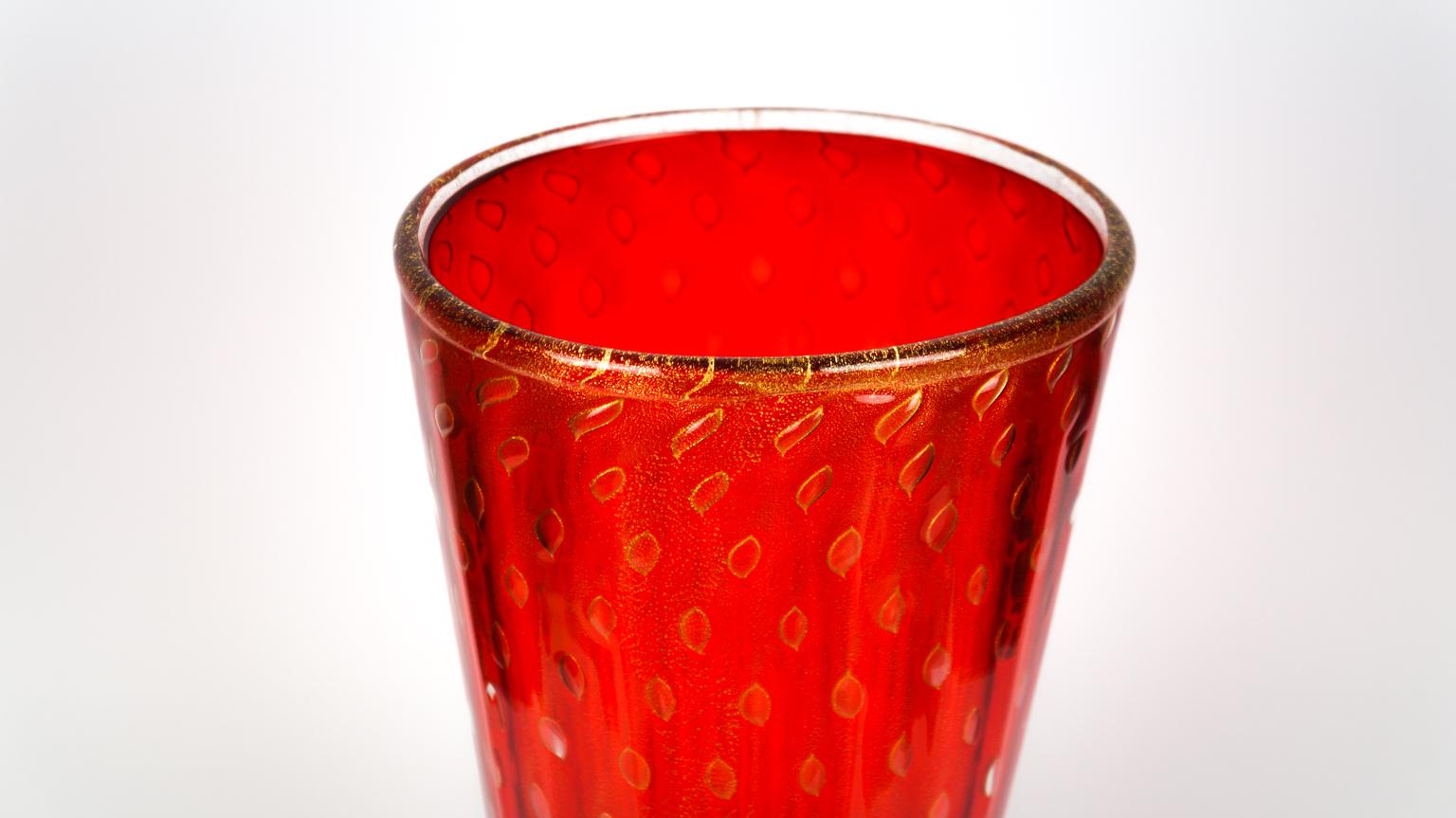 Contemporary Art Deco Red Gold Design Italian Art Glass Vase by Stefano Mattiello For Sale