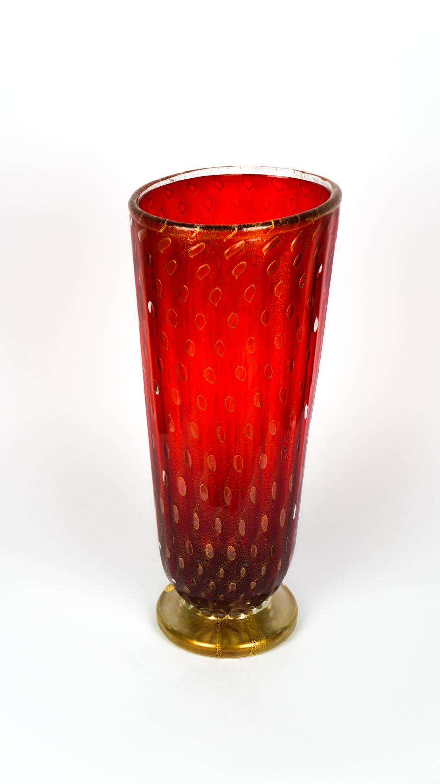 Art Deco Red Gold Design Italian Art Glass Vase by Stefano Mattiello For Sale 2