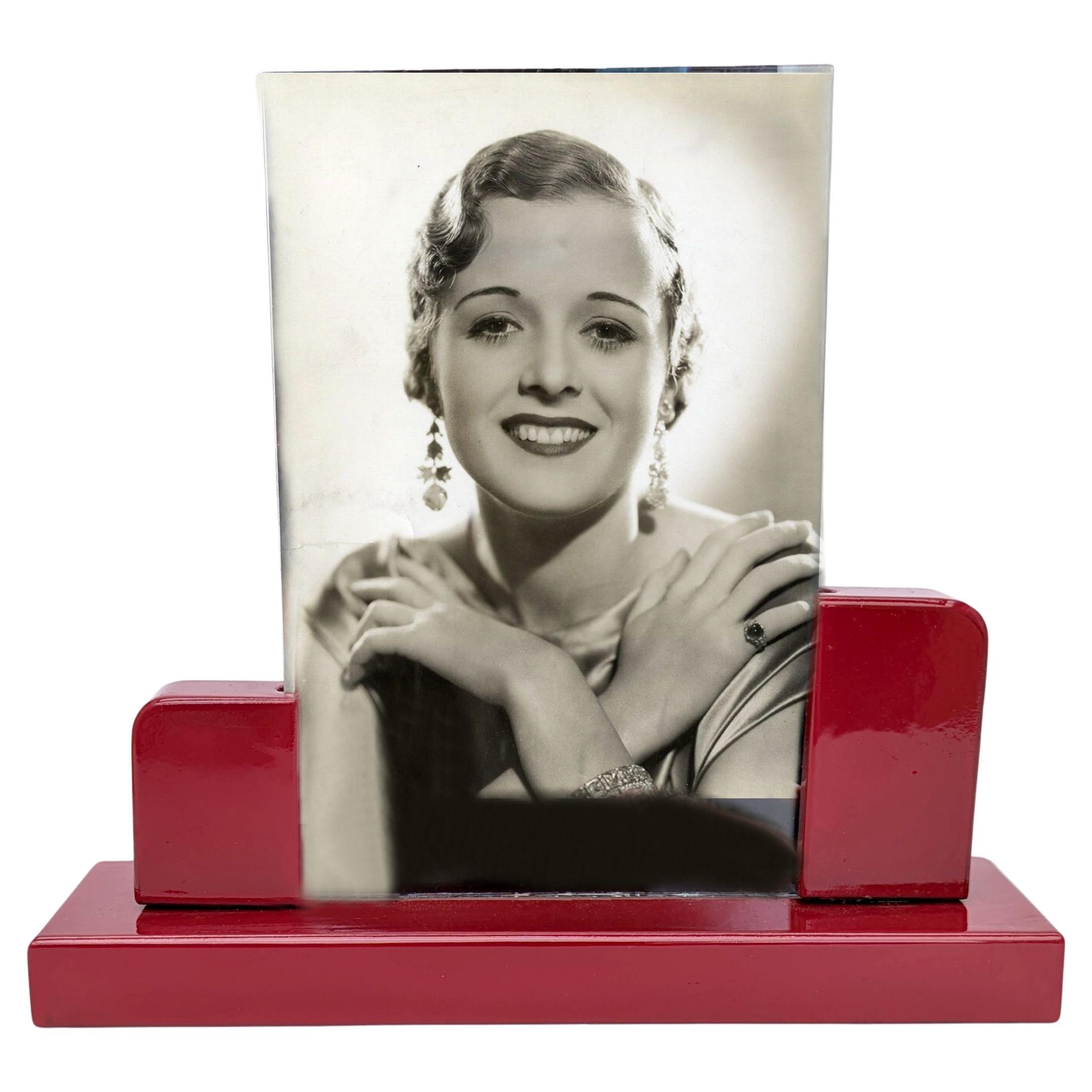 Free Standing-Bilderrahmen aus rot lackiertem Holz und Glas im Art déco-Stil, um 1930