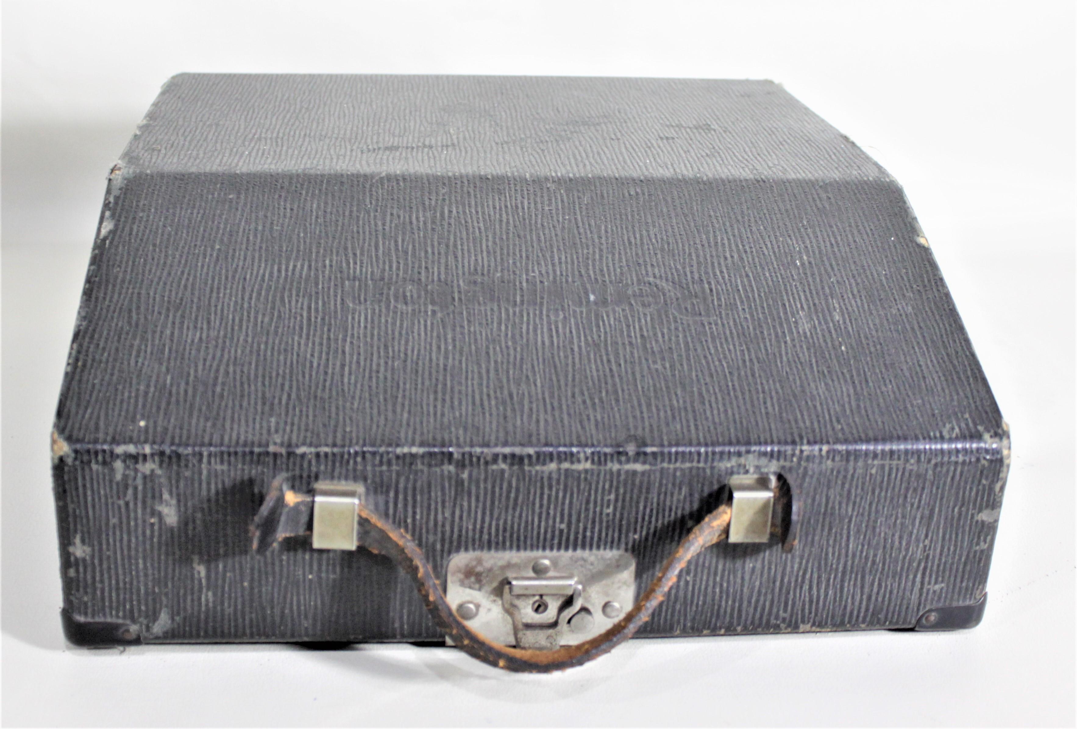 Machine à écrire portative Remington Rand No. 3 rouge Art Déco avec étui rigide 5