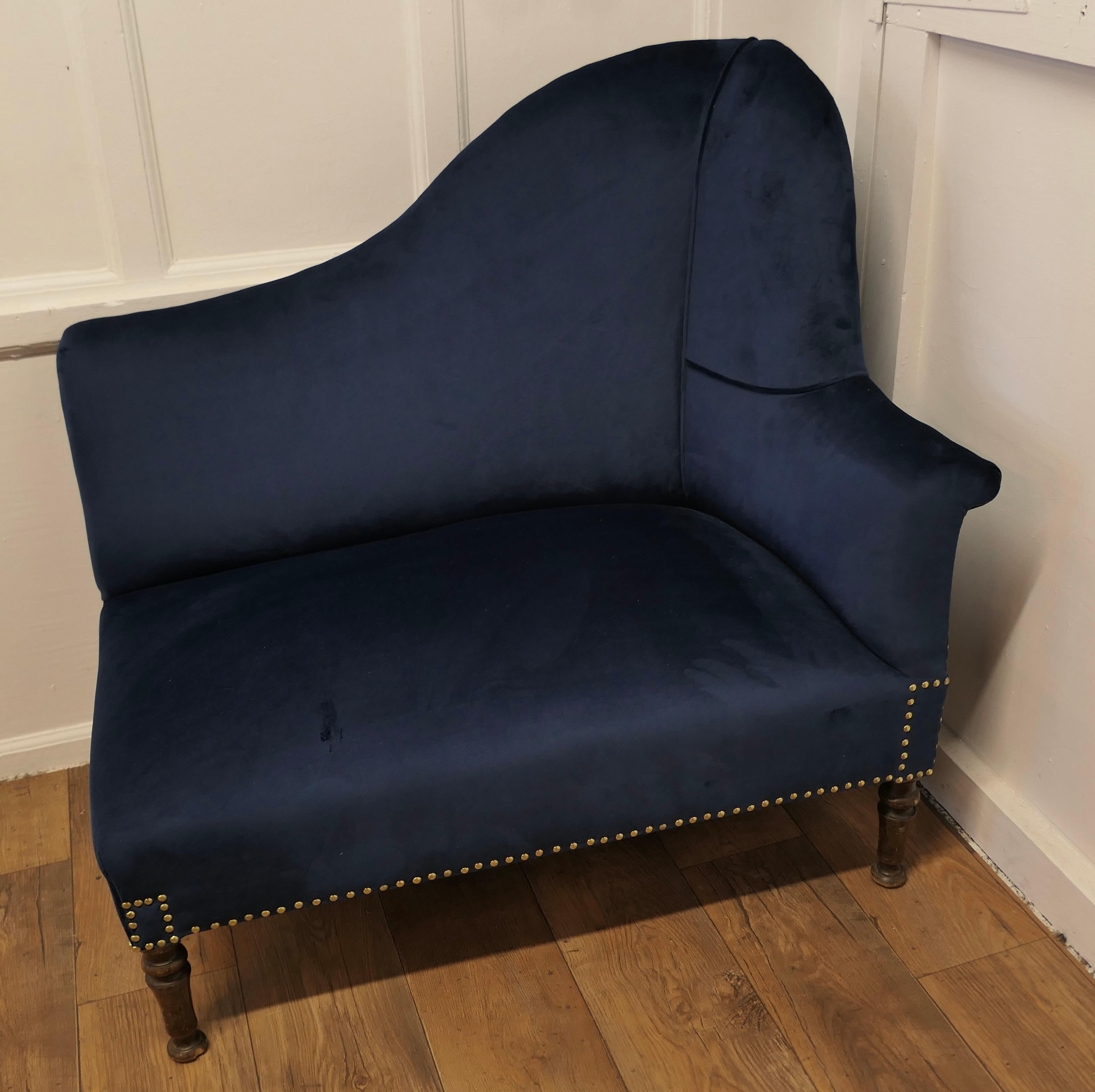 Adam Style Art Deco Regency Style Hall Seat or Salon Chaise