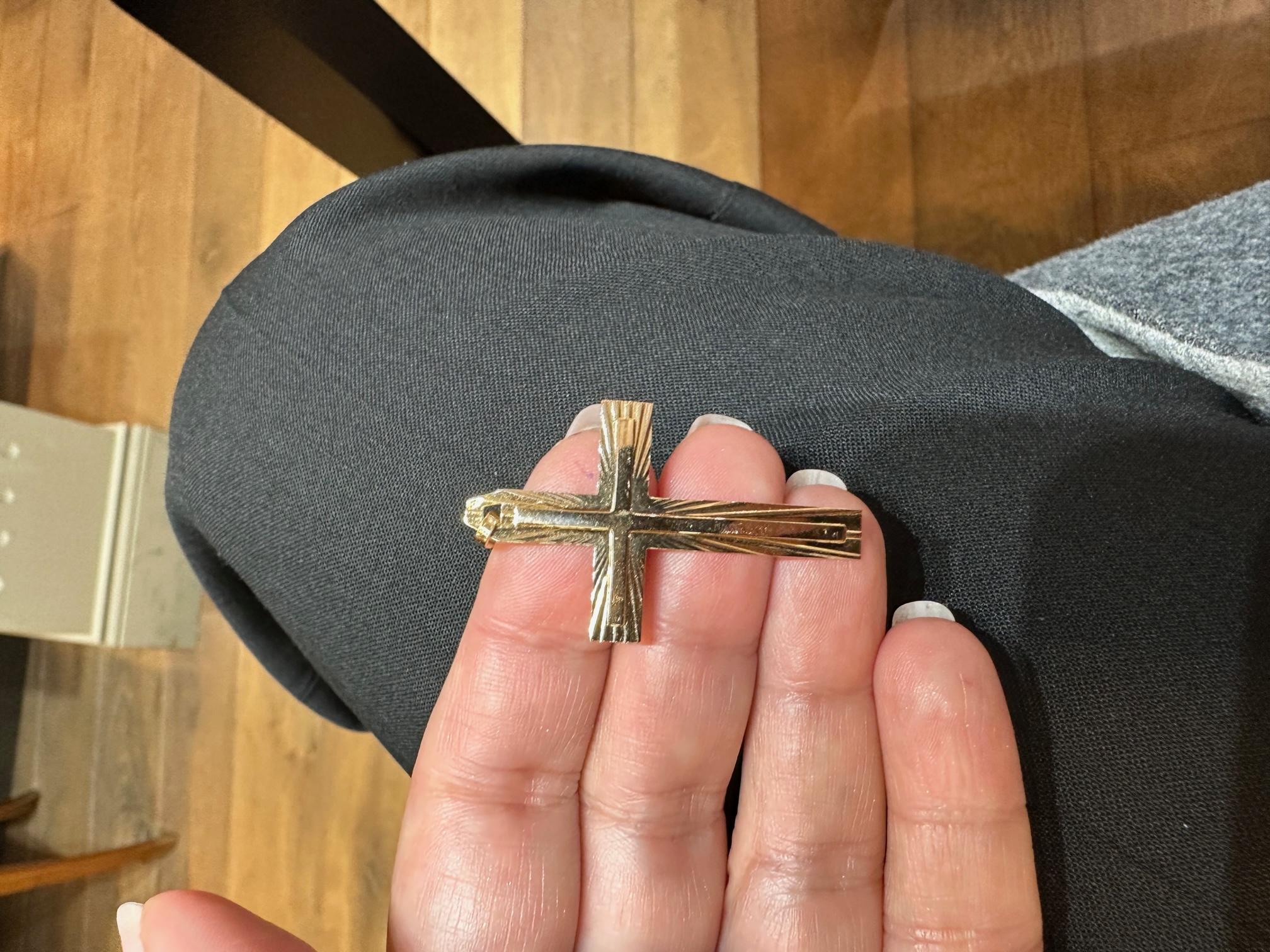 Art-Deco Religious Cross Double-Sided Gold 18 Karat In Good Condition For Sale In Vannes, FR