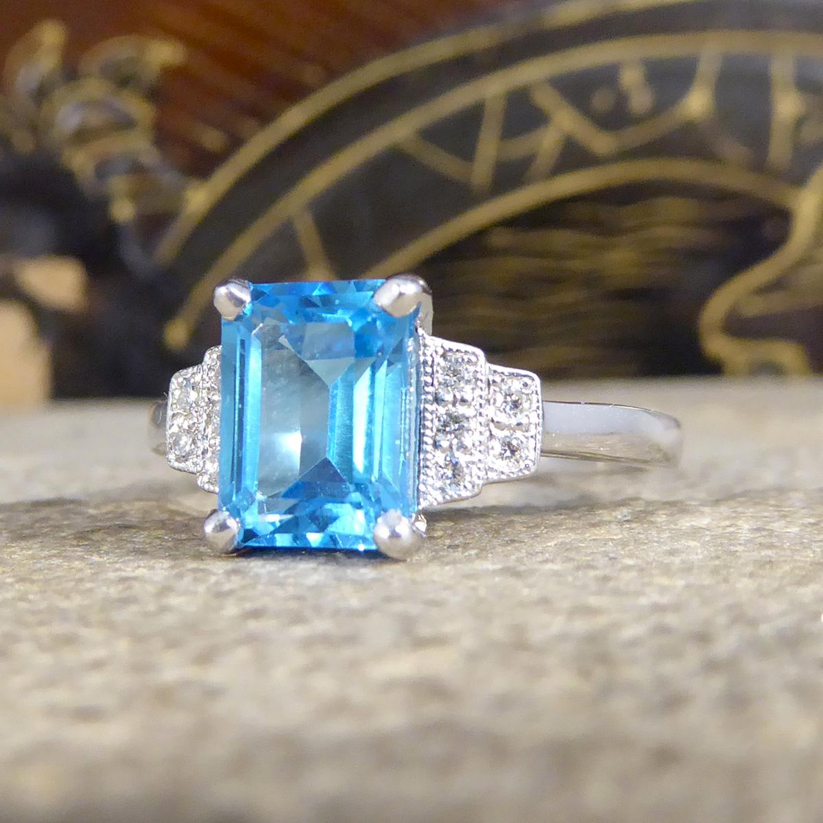 Art Deco Replica Blue Topaz and Diamond Ring in 9ct White Gold In New Condition For Sale In Yorkshire, West Yorkshire
