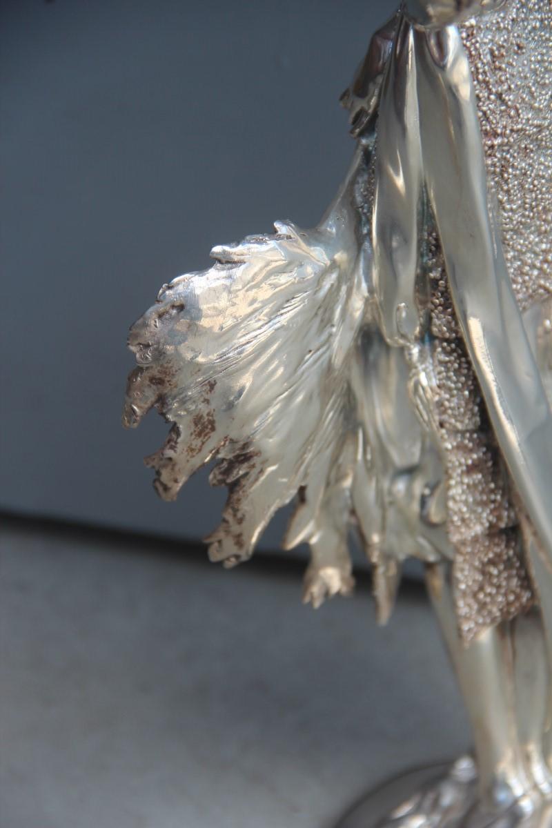 Fine XX secolo Scultura in resina Art Deco con Italia 1970 Donna in lamina d'argento con ventaglio in vendita