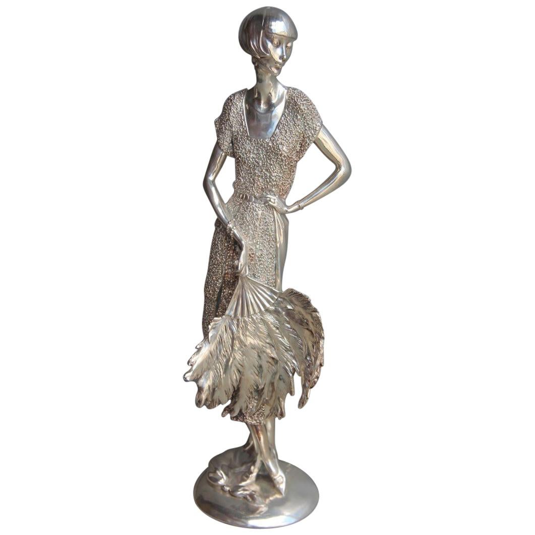 Art déco-Skulptur aus Harz mit Italien 1970 Silberfolie, Frau mit Fächer