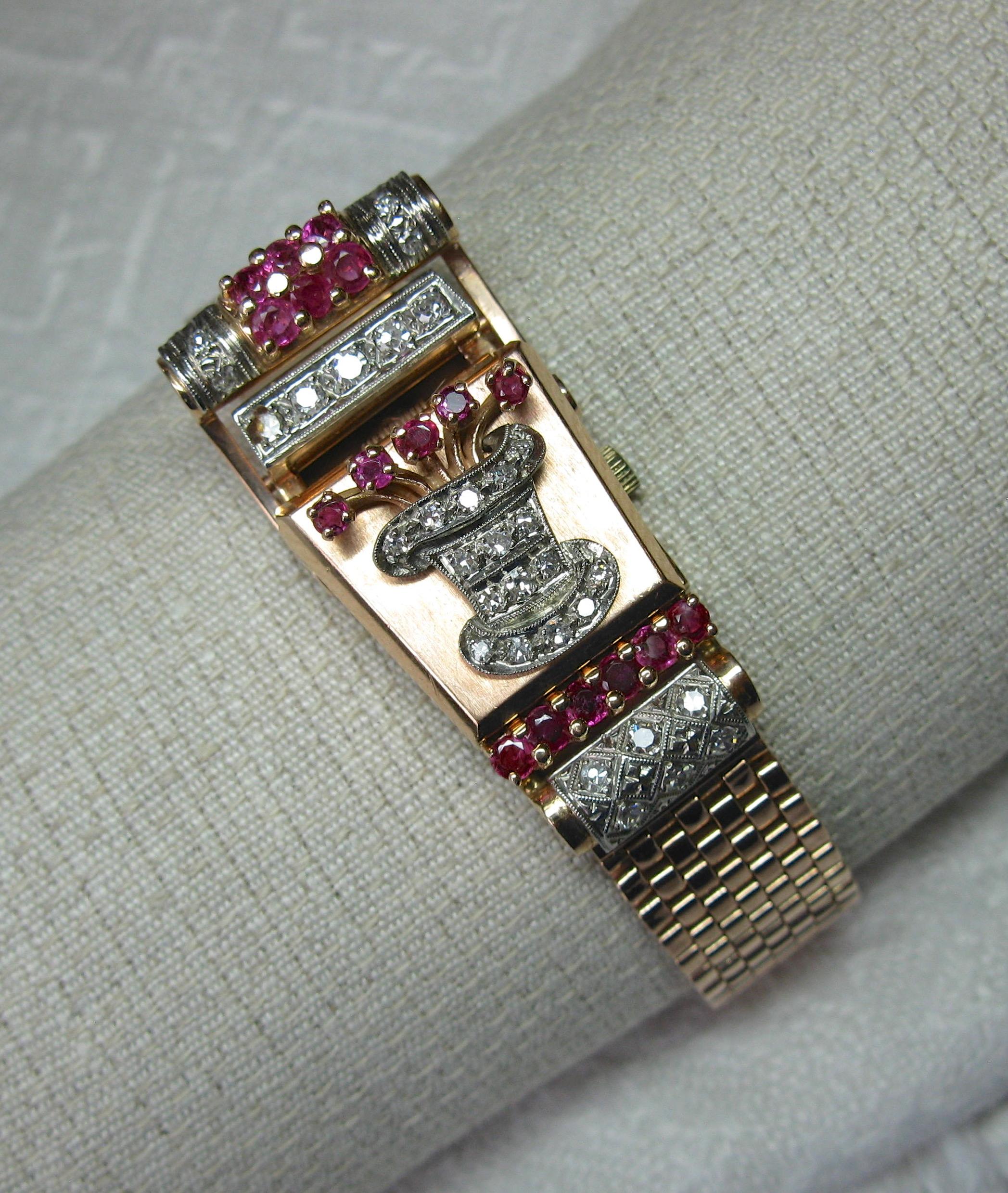 Art Deco Retro Top Hat Diamond Ruby Wittnauer Wristwatch Bracelet 14 Karat Gold In Good Condition In New York, NY