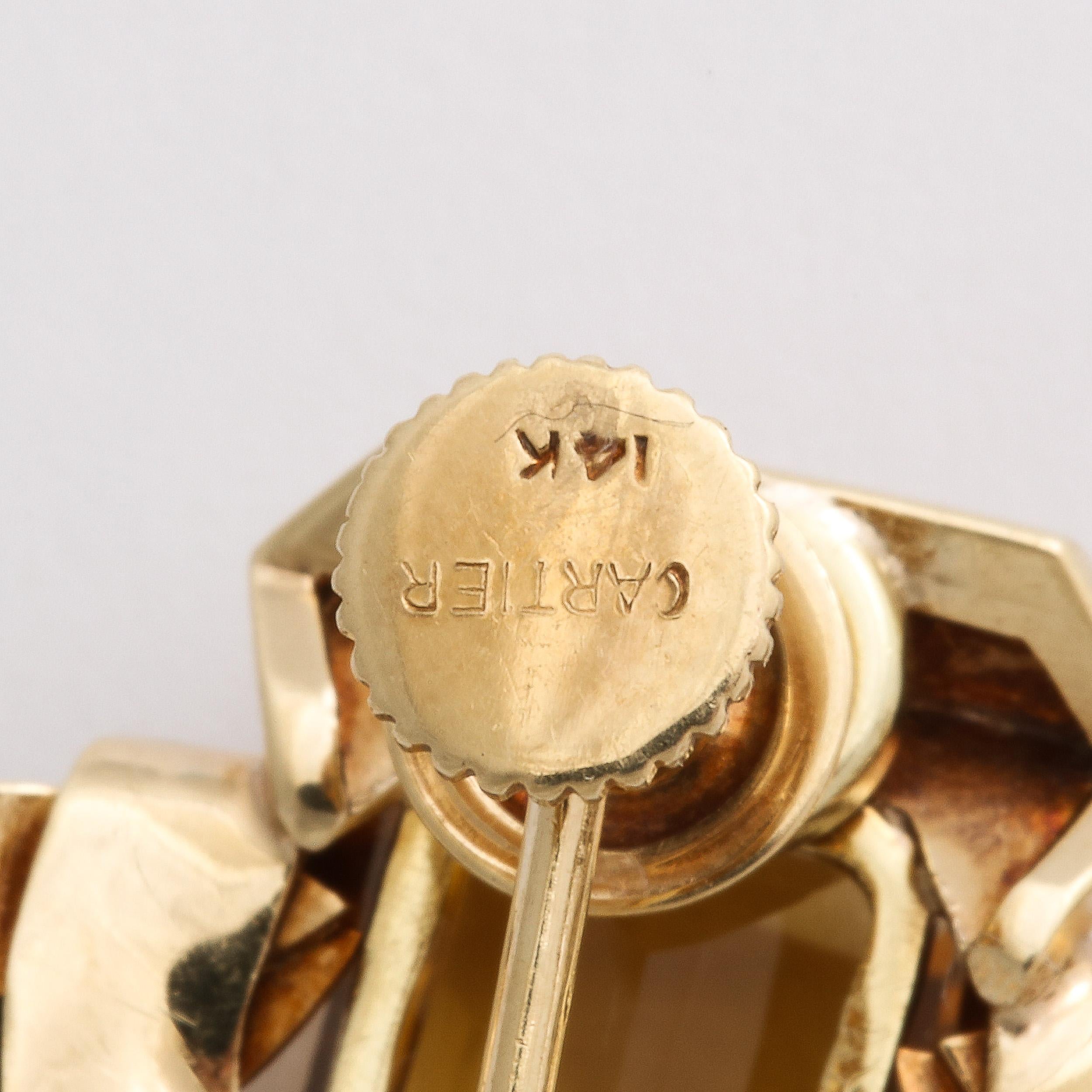 Art Deco  Retro. Ohrringe aus Gelbgold und Citrin im Smaragdschliff, signiert Cartier  im Zustand „Hervorragend“ im Angebot in New York, NY