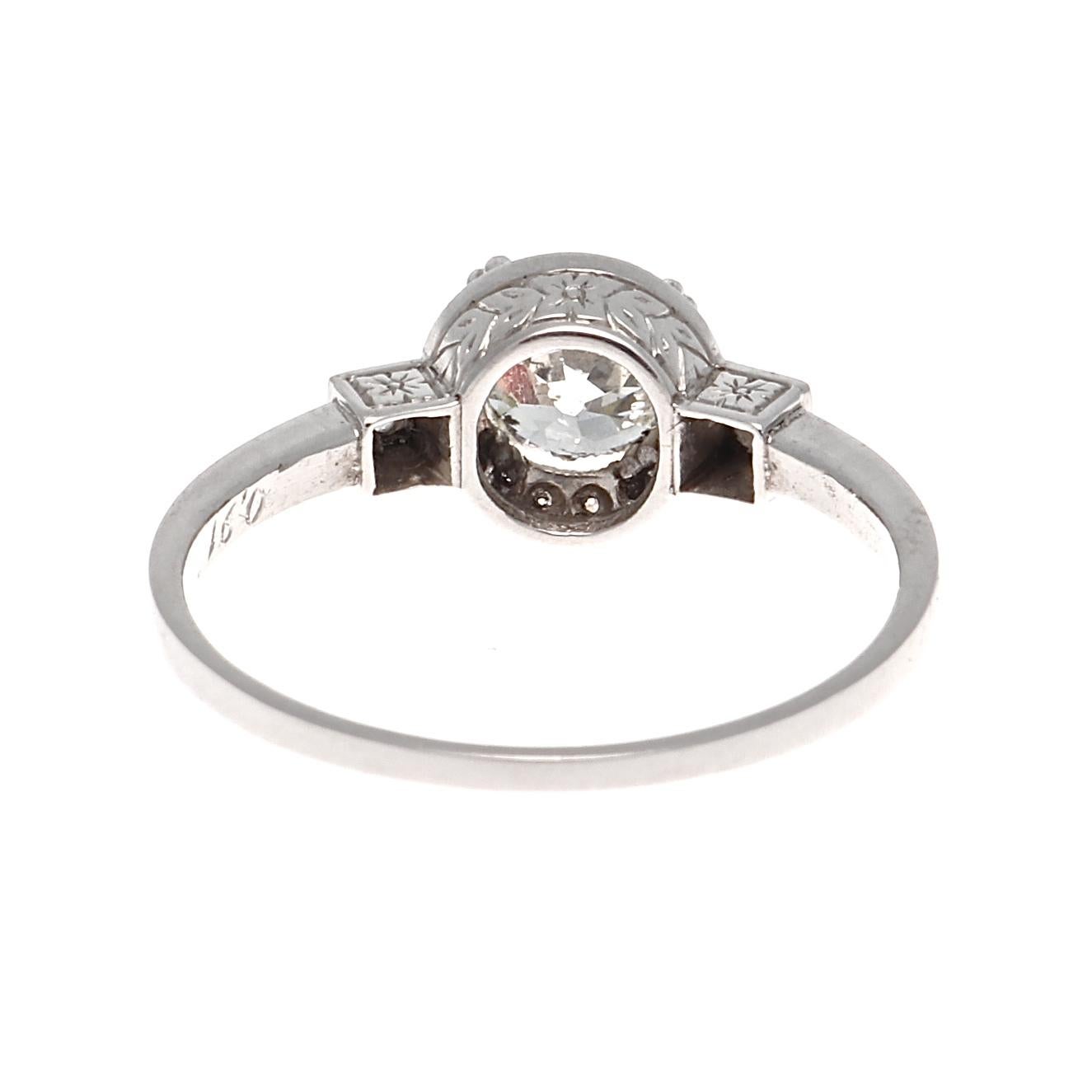 Art Deco Style 0.91 Carat Diamond Platinum Engagement Ring In Excellent Condition In Beverly Hills, CA