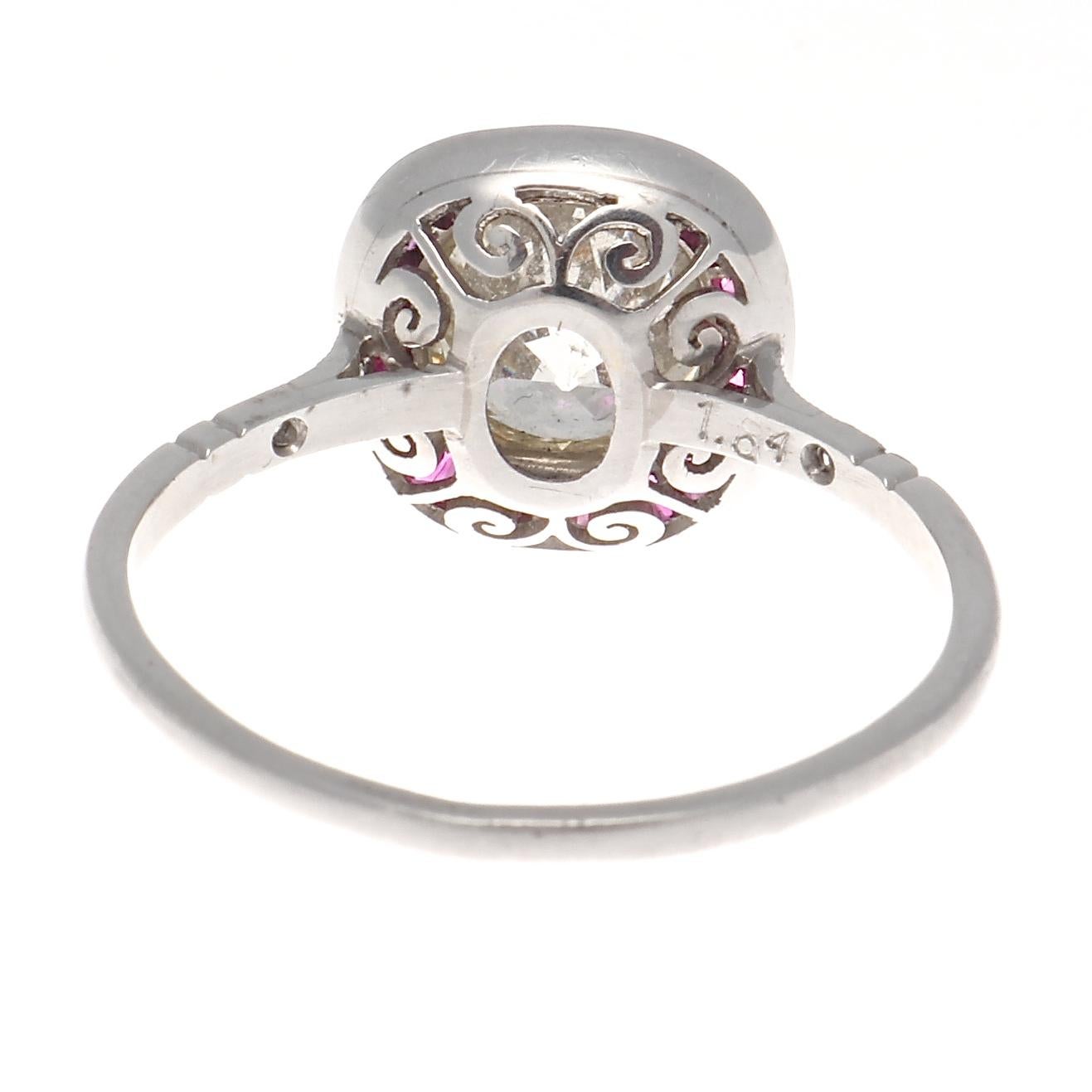 Art Deco Revival 1.84 Carat Diamond Ruby Platinum Engagement Ring im Zustand „Neu“ in Beverly Hills, CA