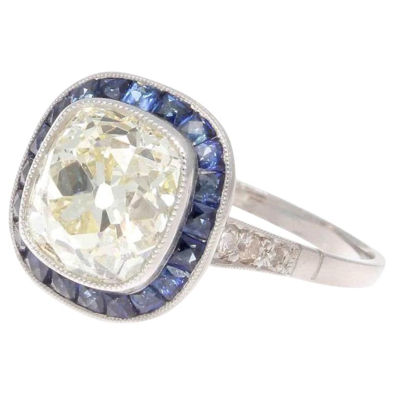 Art Deco Style 2.75 Carat Old Mine Cut Diamond Platinum Engagement Ring