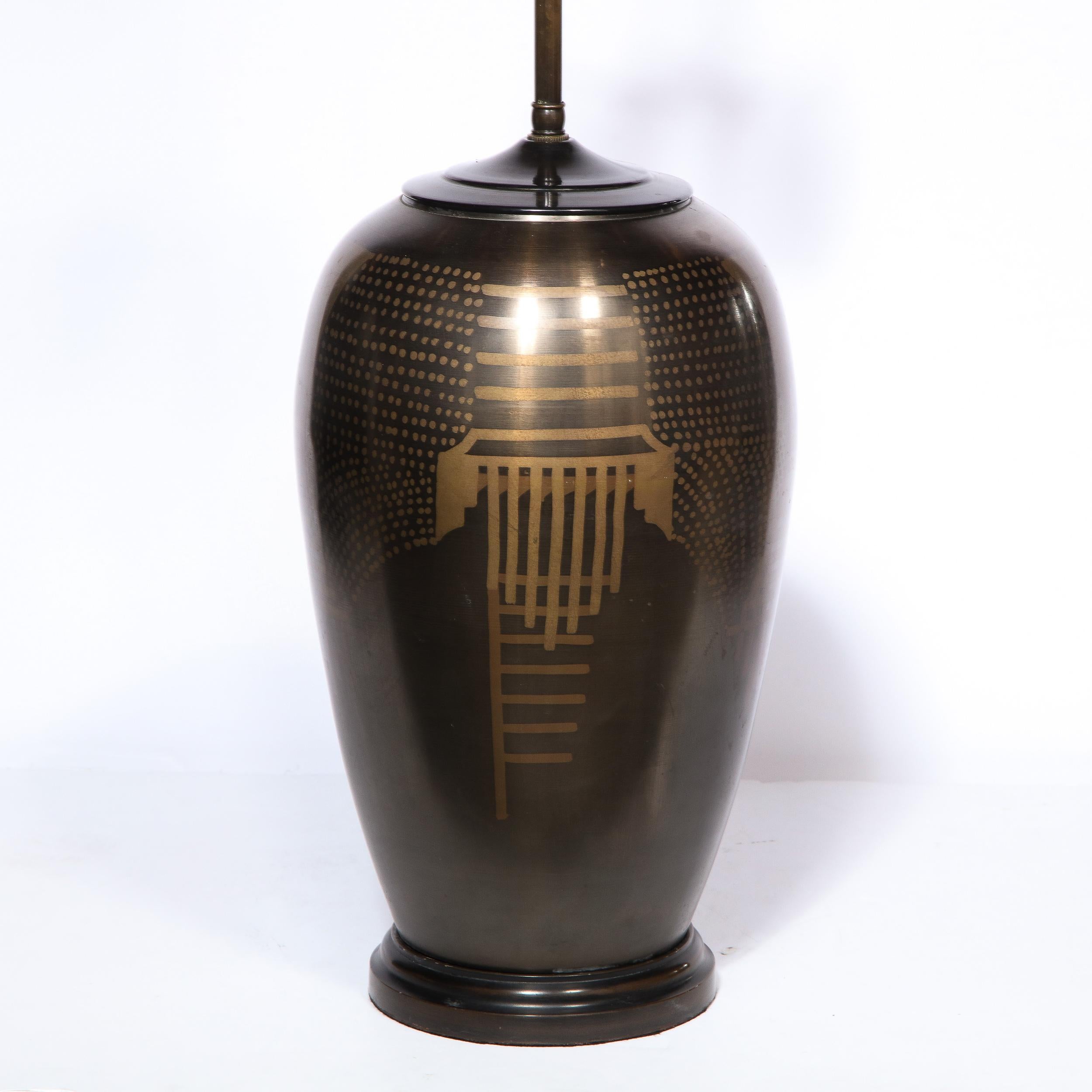 Art Deco Revival Bronze Table Lamp with Handpainted Gold Cubist Motifs In Excellent Condition In New York, NY