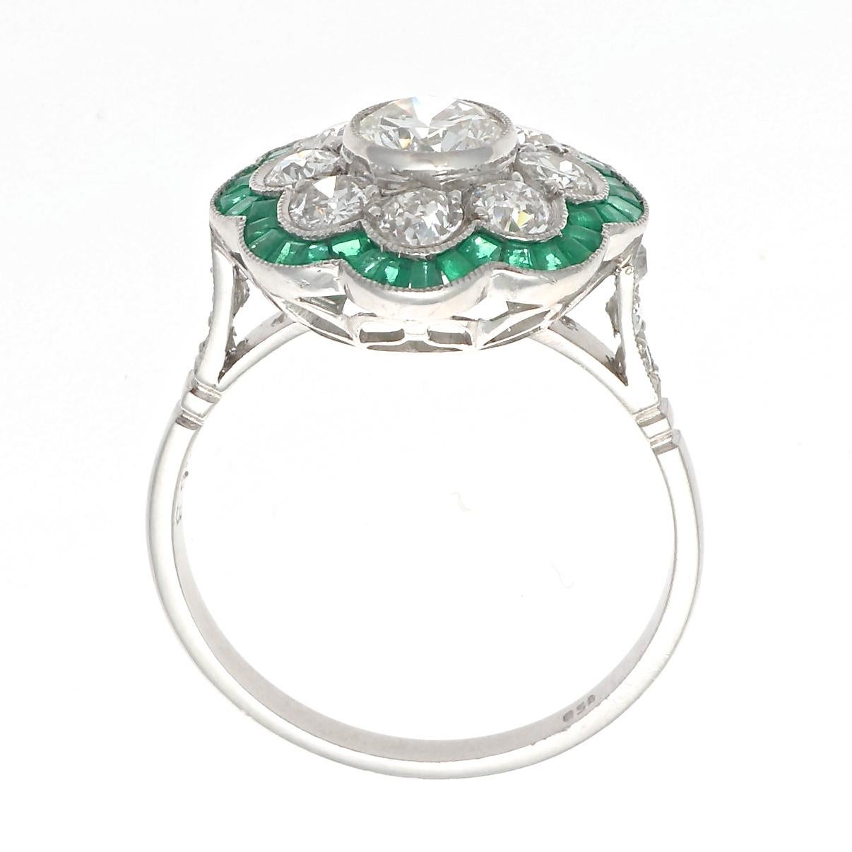 Art Deco Revival Round Cut Diamond Emerald Platinum Ring In New Condition In Beverly Hills, CA