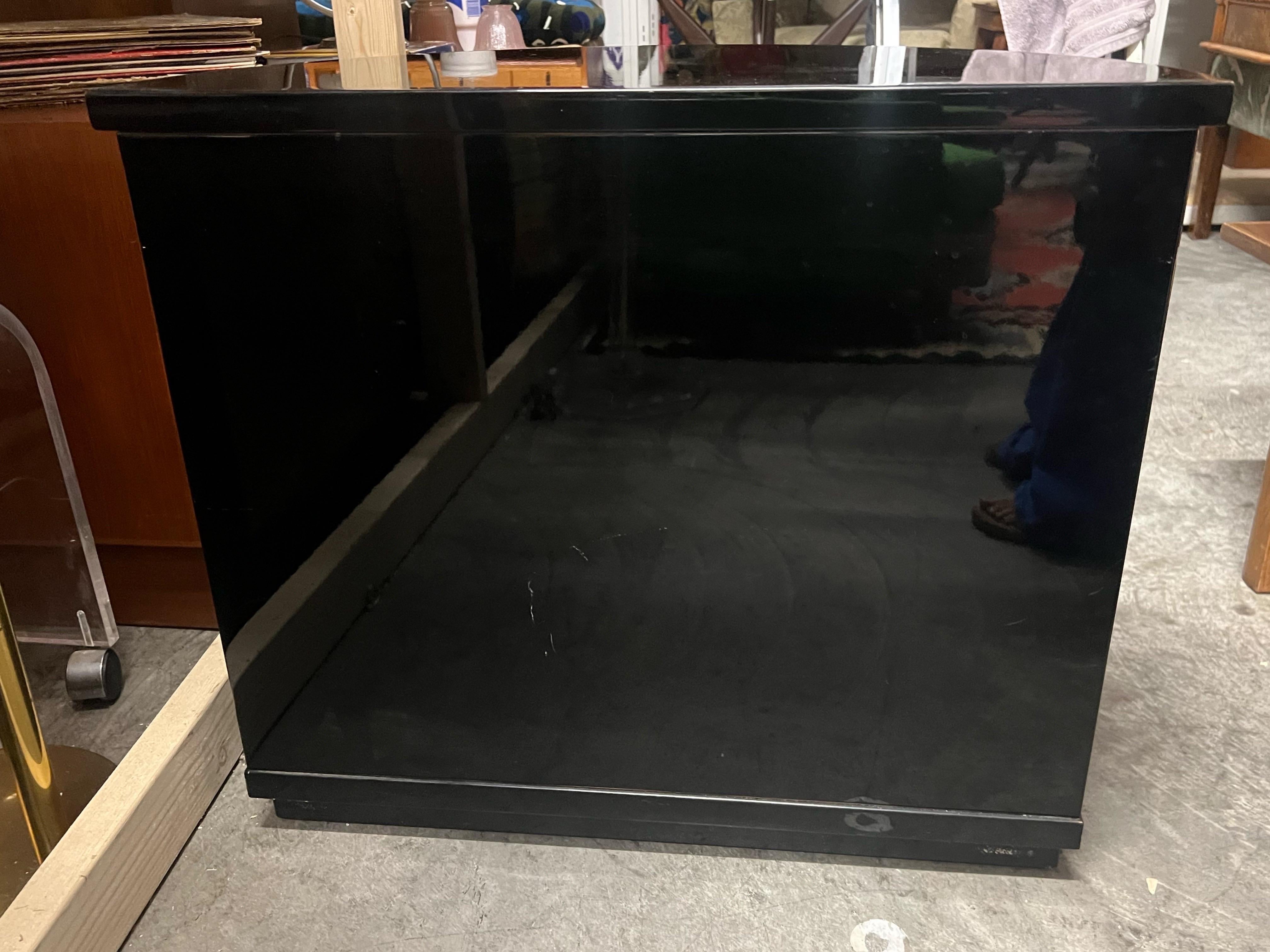 Fin du 20e siècle Table Demi Lune Art Deco Revive de style italien Noir et laiton en vente