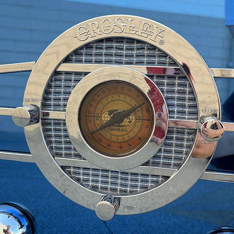 Art Deco Revival Model CR 37 Cobalt Blue Spartan 'Bluebird' Radio by Crosley 5