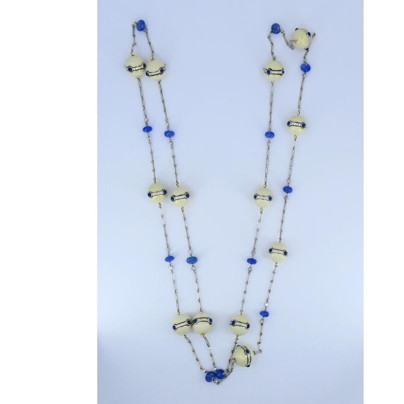 Taglio antico europeo Collana a catena in platino Art Deco Revival Diamante Zaffiro Perle di smalto in vendita