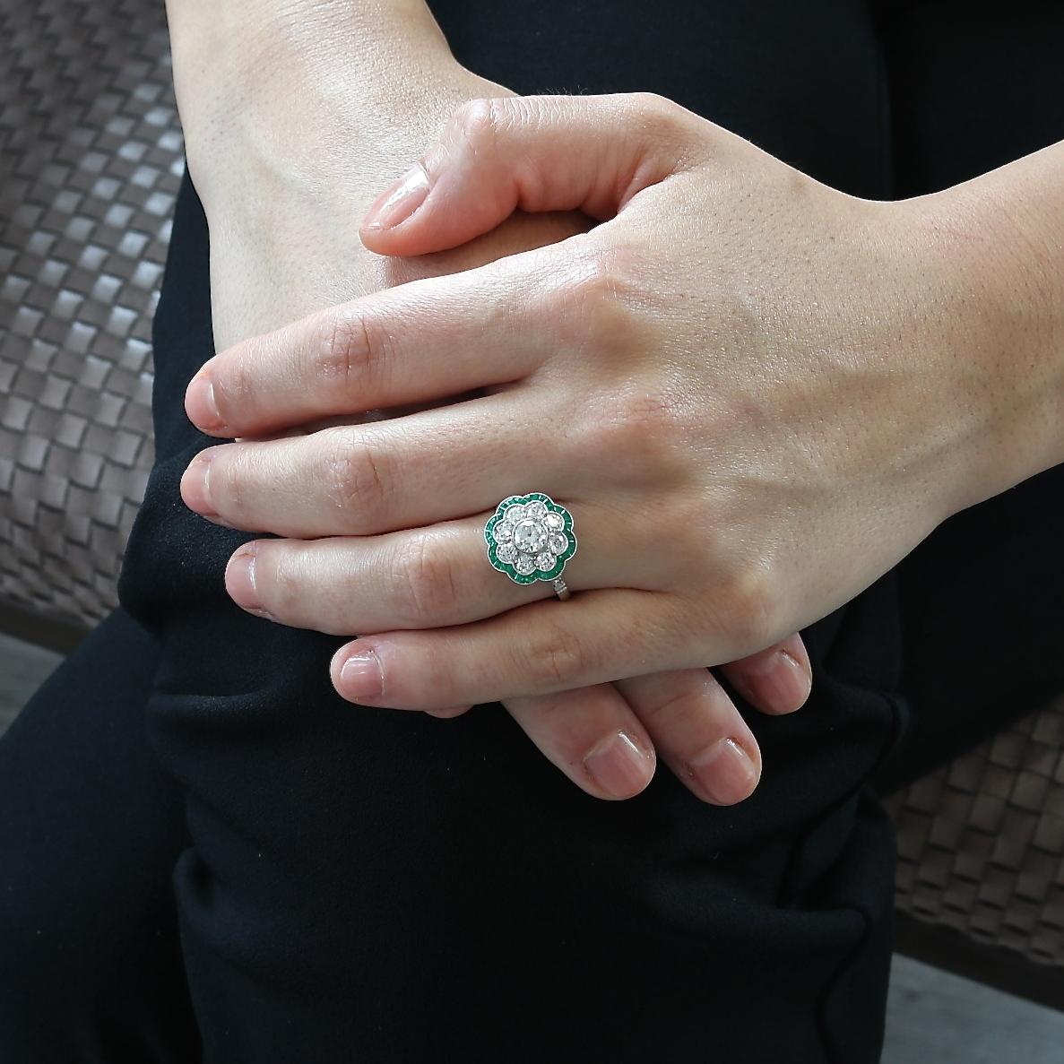 Art Deco Style Round Cut Diamond Emerald Platinum Ring 1