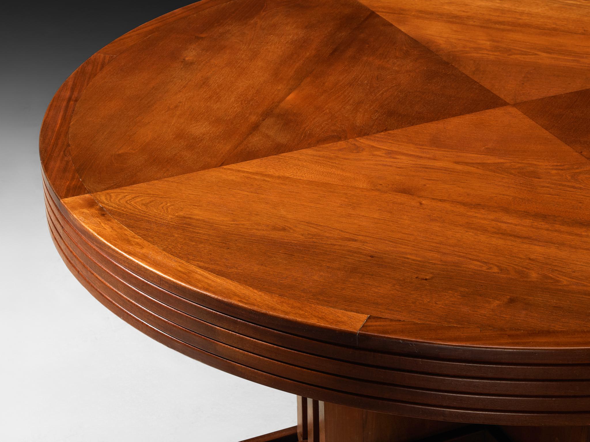 Art déco Table de salle à manger ronde Art Deco Revival en acajou en vente