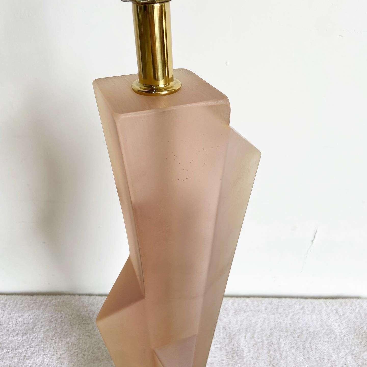 Late 20th Century Art Deco Revival Sculpted Pink Resin Table Lamp by Paolo Gucci For Sale