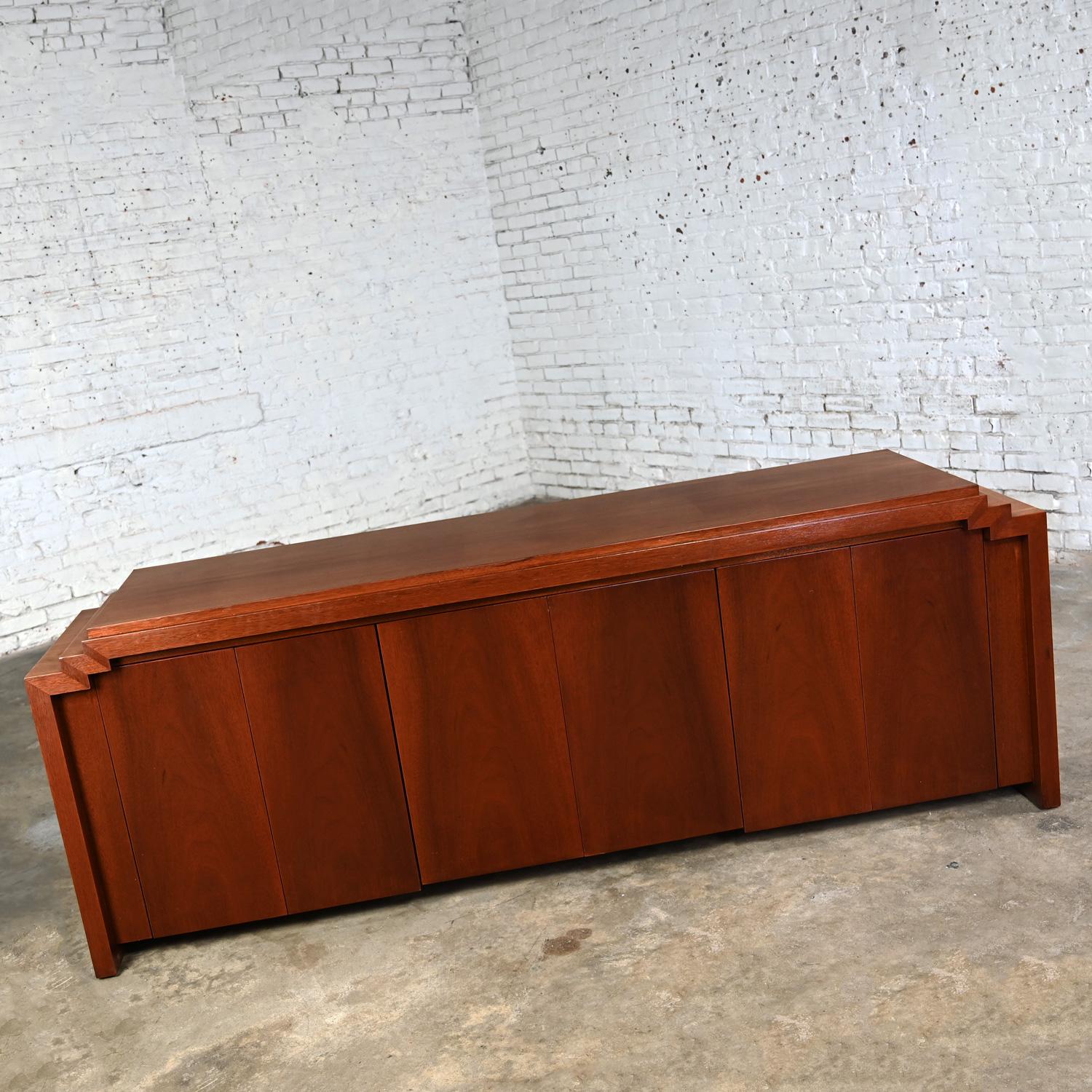 Art Deco Revival to Postmodern Custom Mahogany Credenza Sideboard Buffet Cabinet In Good Condition In Topeka, KS
