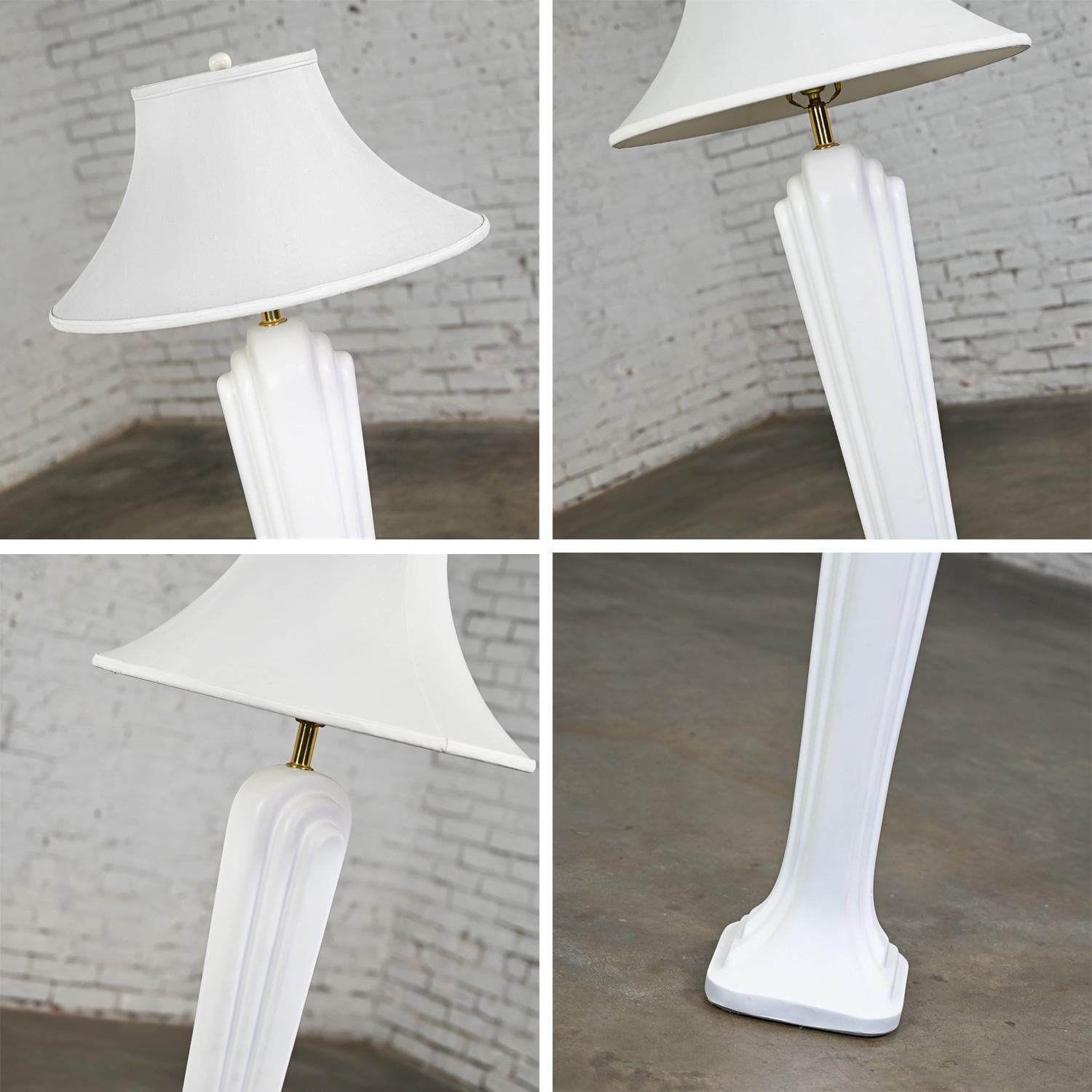 Art Deco Revival to Postmodern Paolo Gucci Floor Lamp White Sculpted Resin  For Sale 6