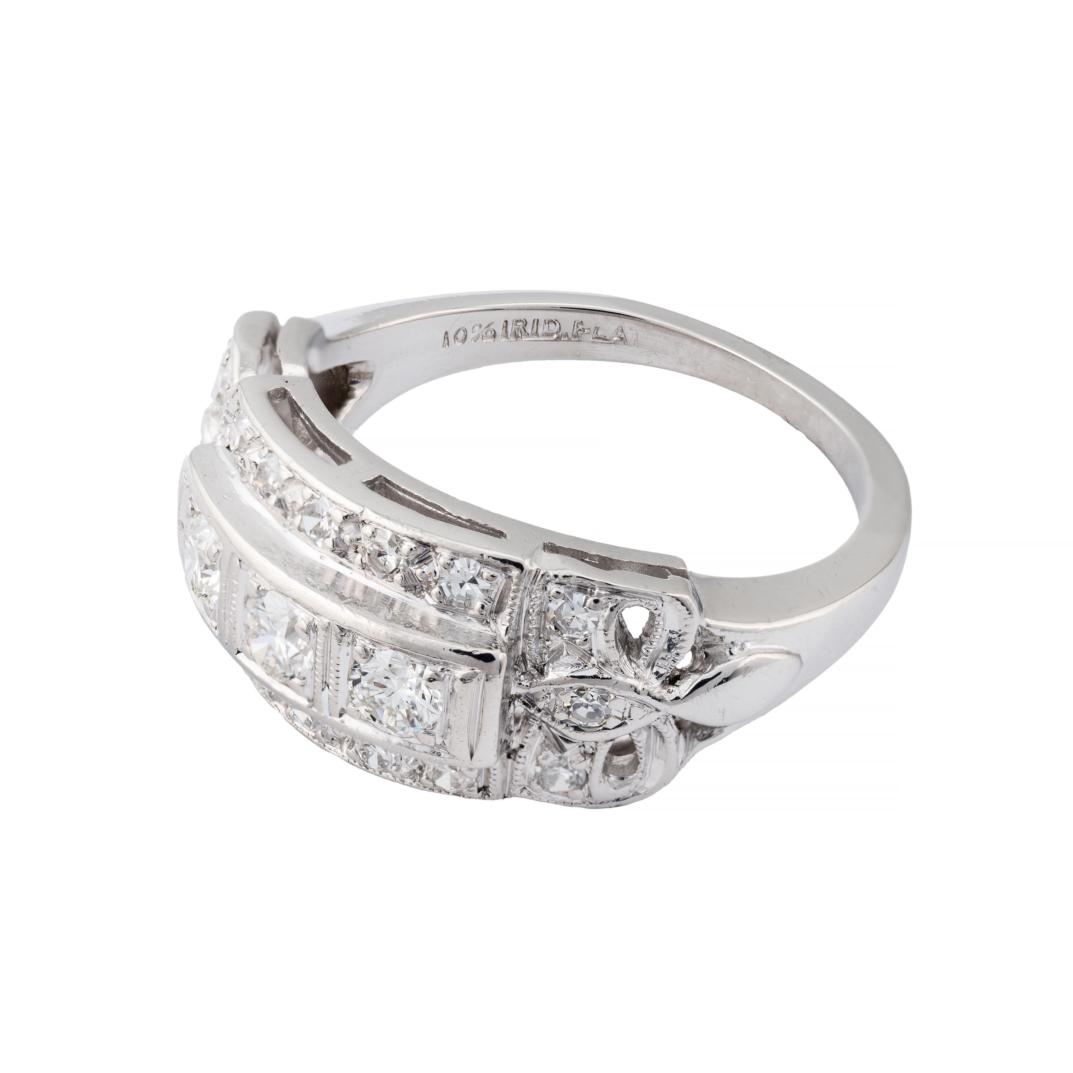 Art Deco Ribbon Motif 0.54ctw Diamond Band Ring in Platinum In Excellent Condition For Sale In Boston, MA