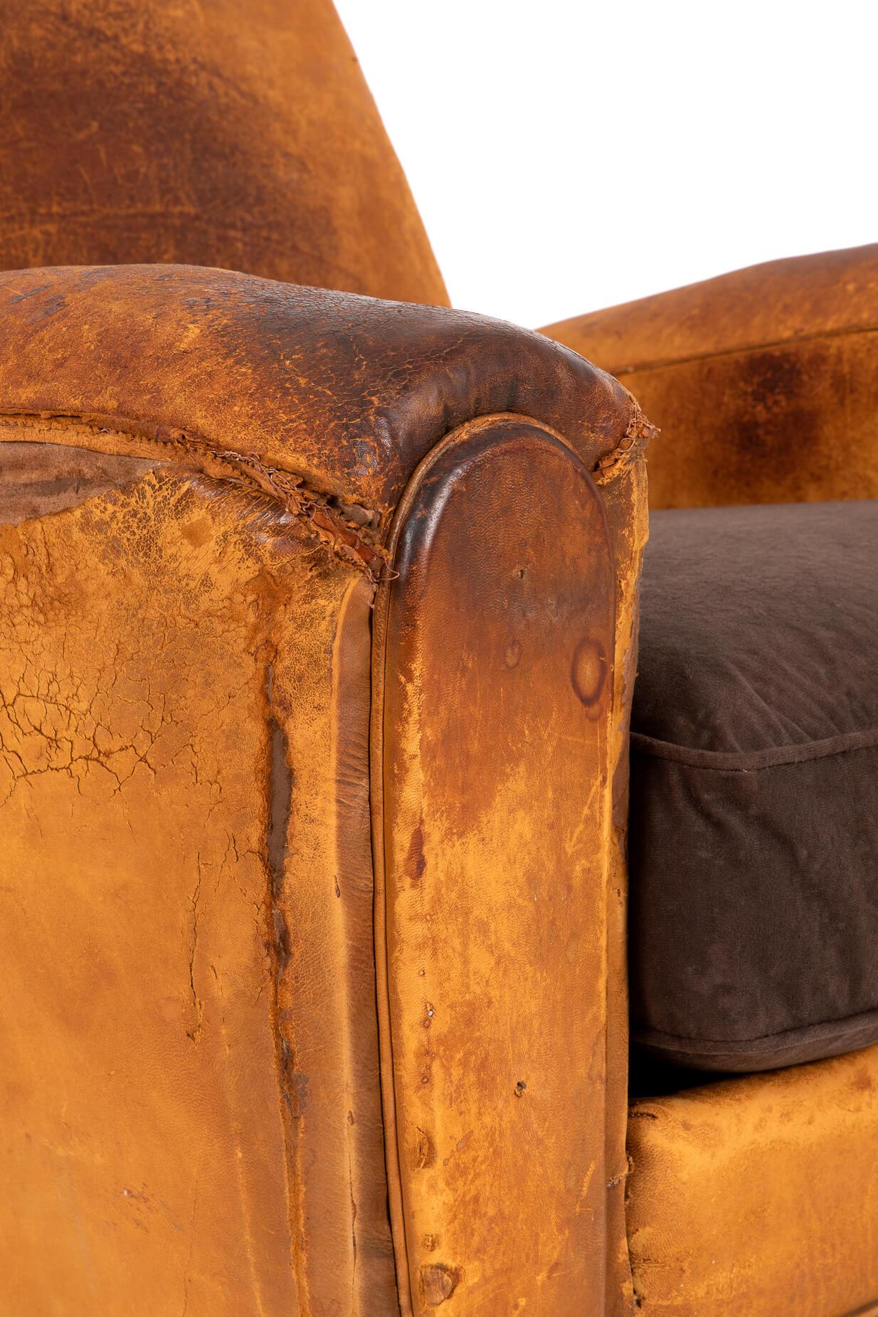 Art Deco Rich Tan Leather Club Chair in Oak Frame, circa 1930 2