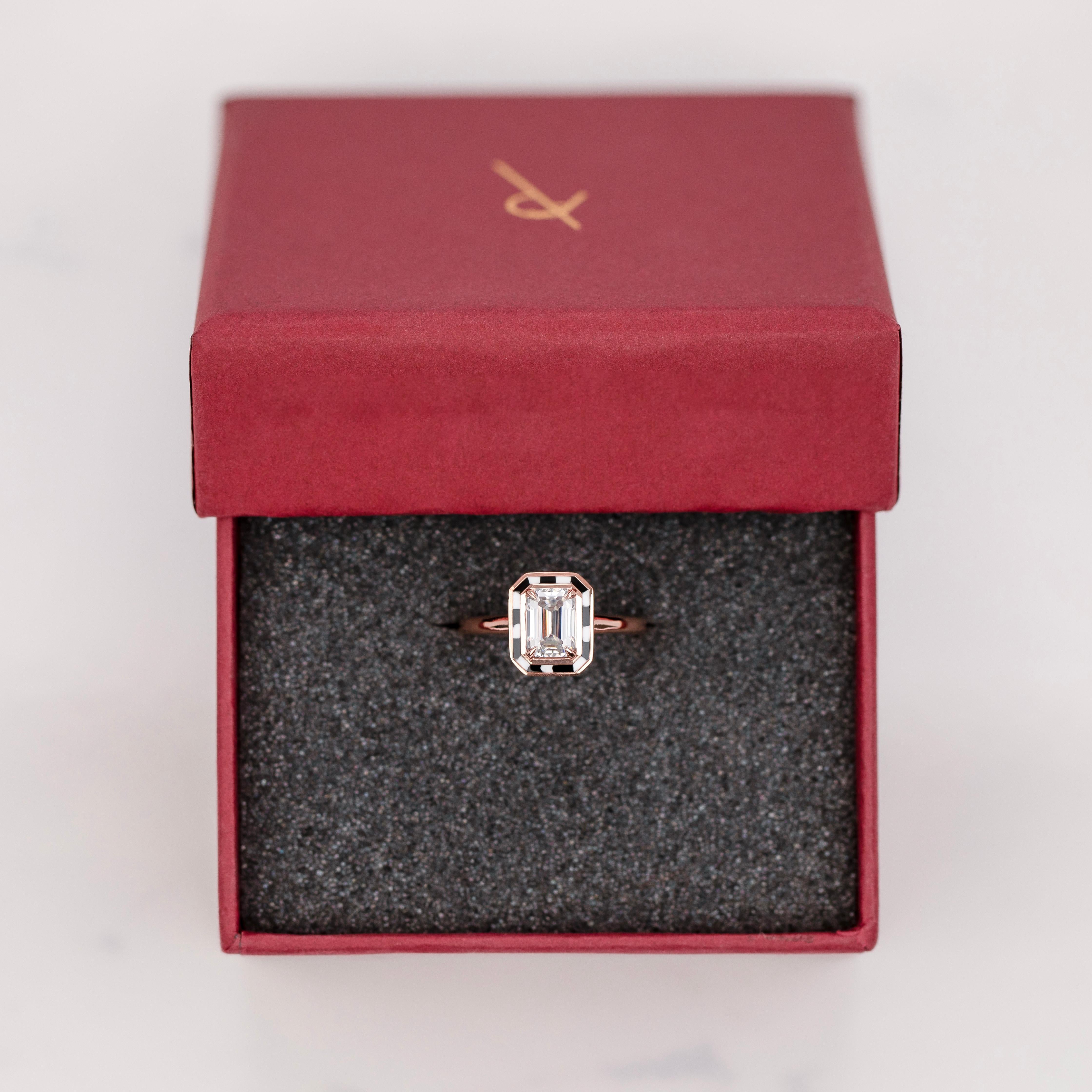 Art Deco Style, 0.90-1.00 Ct Moissanite Double Color Enamel,  14K Gold Ring For Sale 5