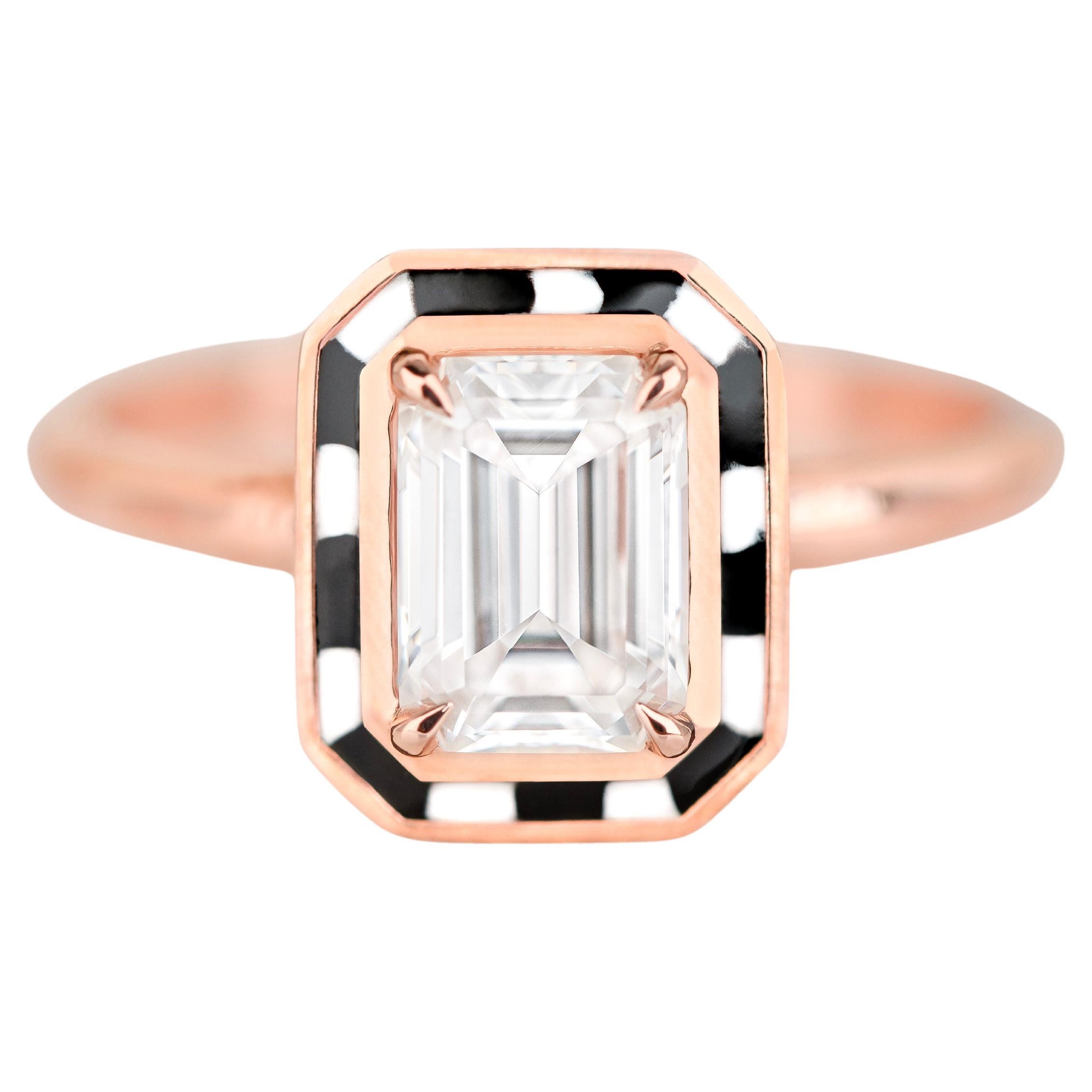 Art Deco Style, 0.90-1.00 Ct Moissanite Double Color Enamel,  14K Gold Ring For Sale