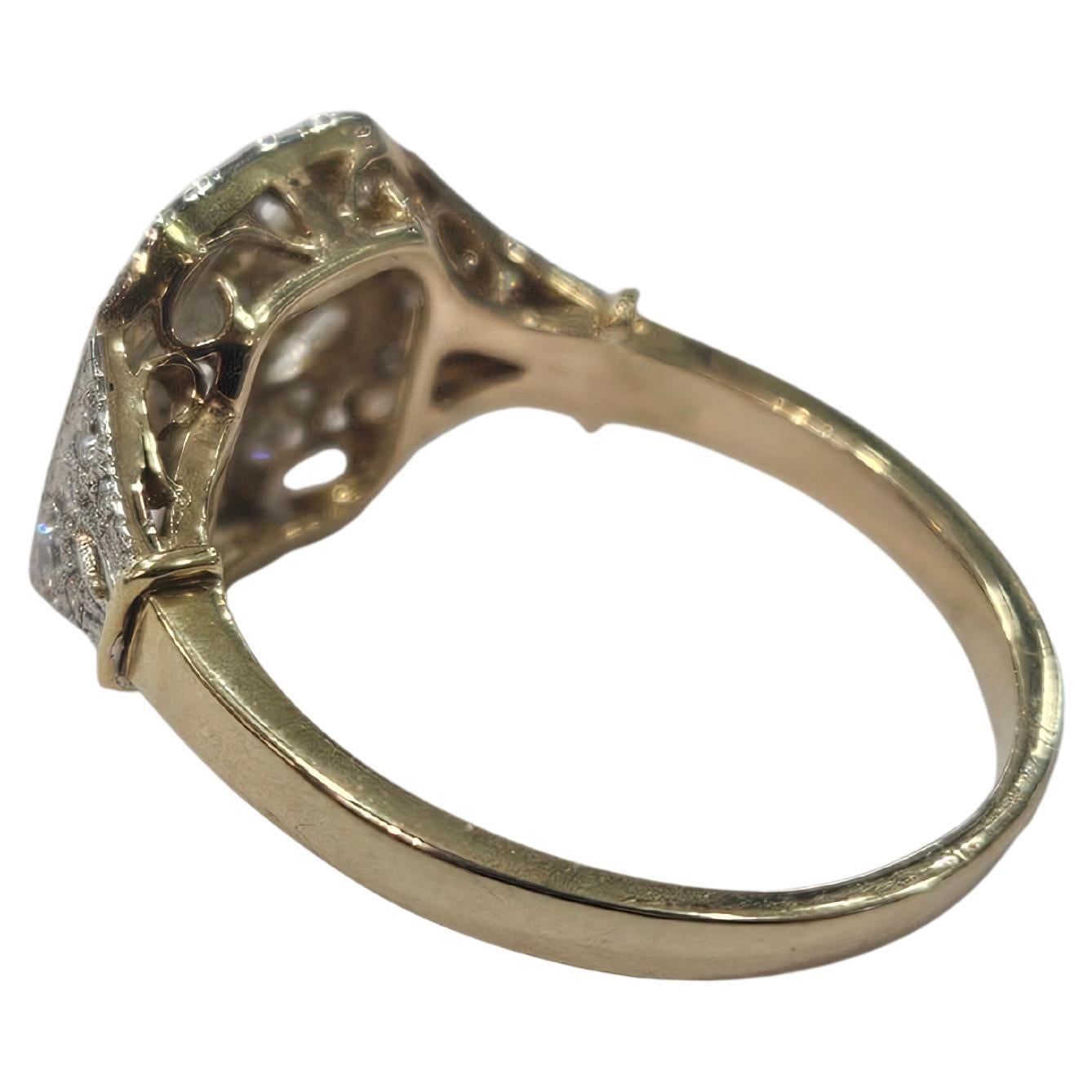 Art Déco Anello Art Deco 1930 Brilliante taglio semplice con diamante in oro giallo 18kt e platino in vendita