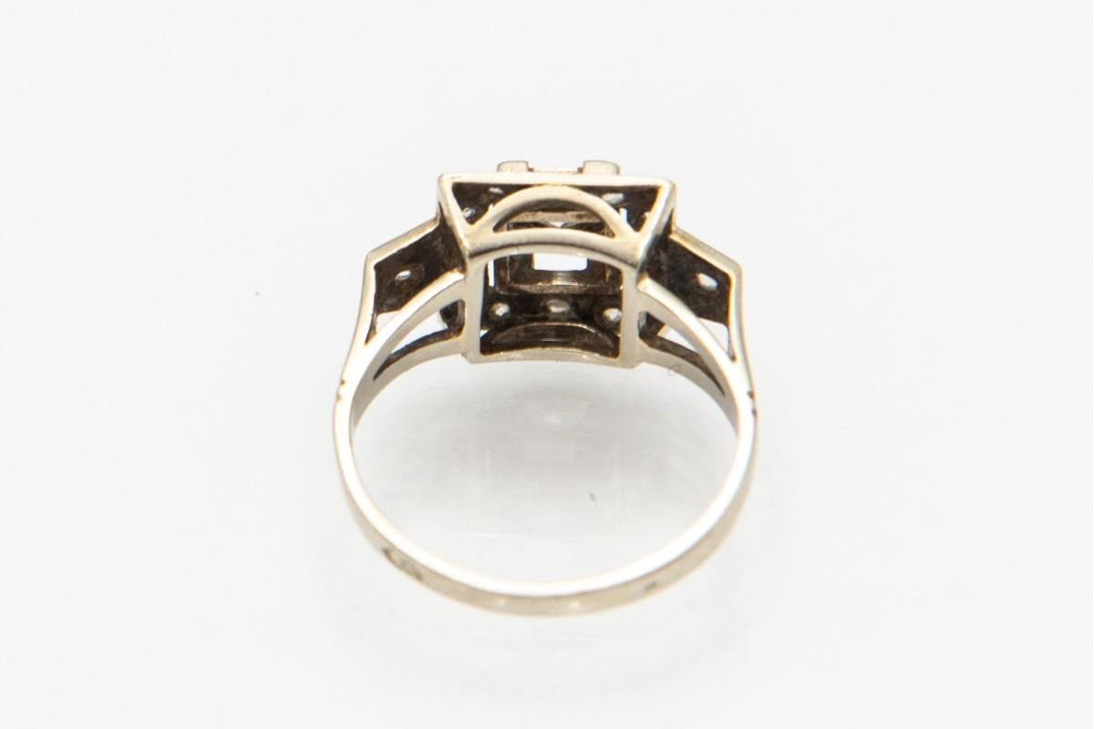 Art Deco ring, France, 1930s/1940s. For Sale 1